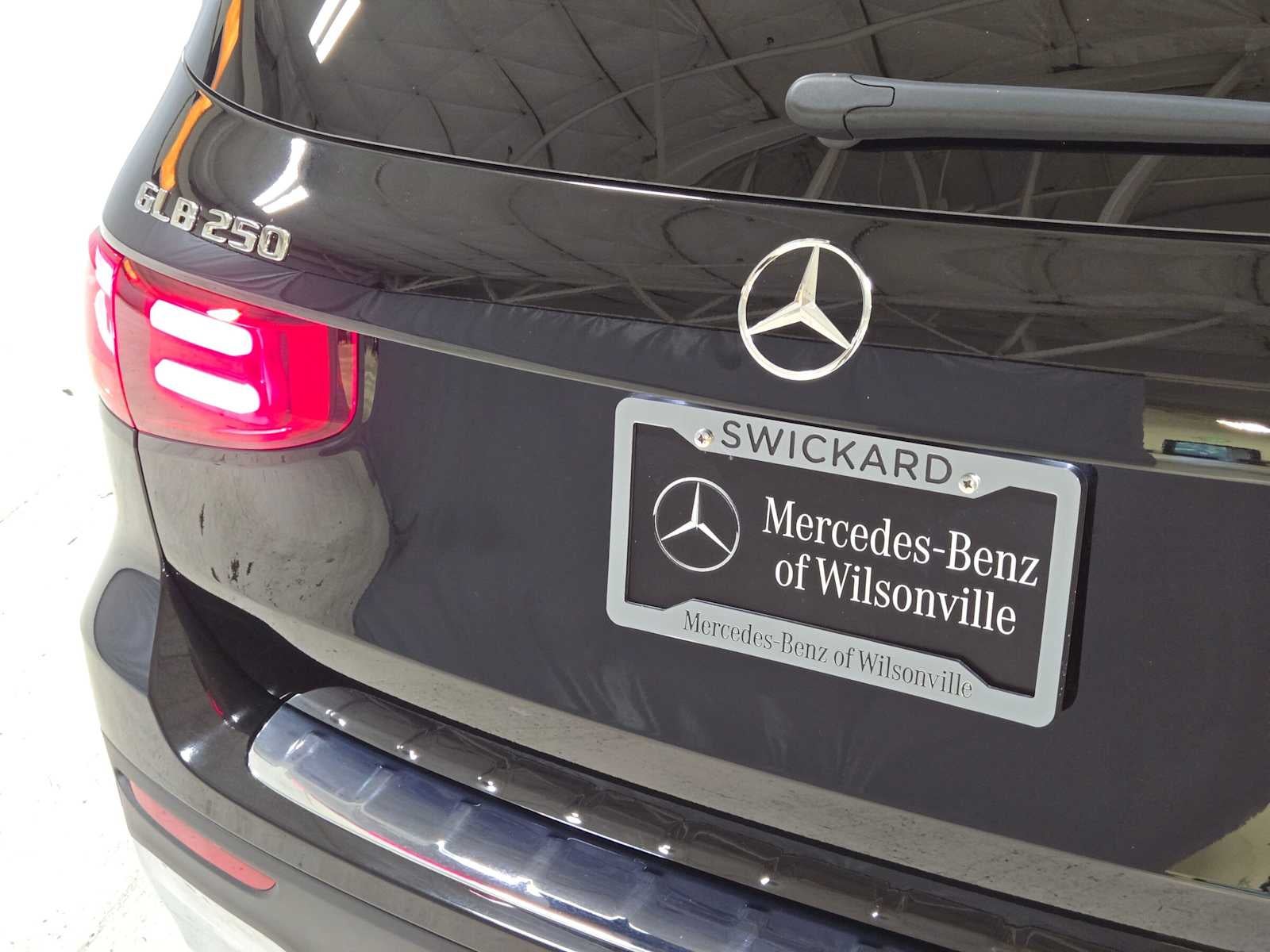 2026 Mercedes-Benz GLB 250 4MATIC® SUV