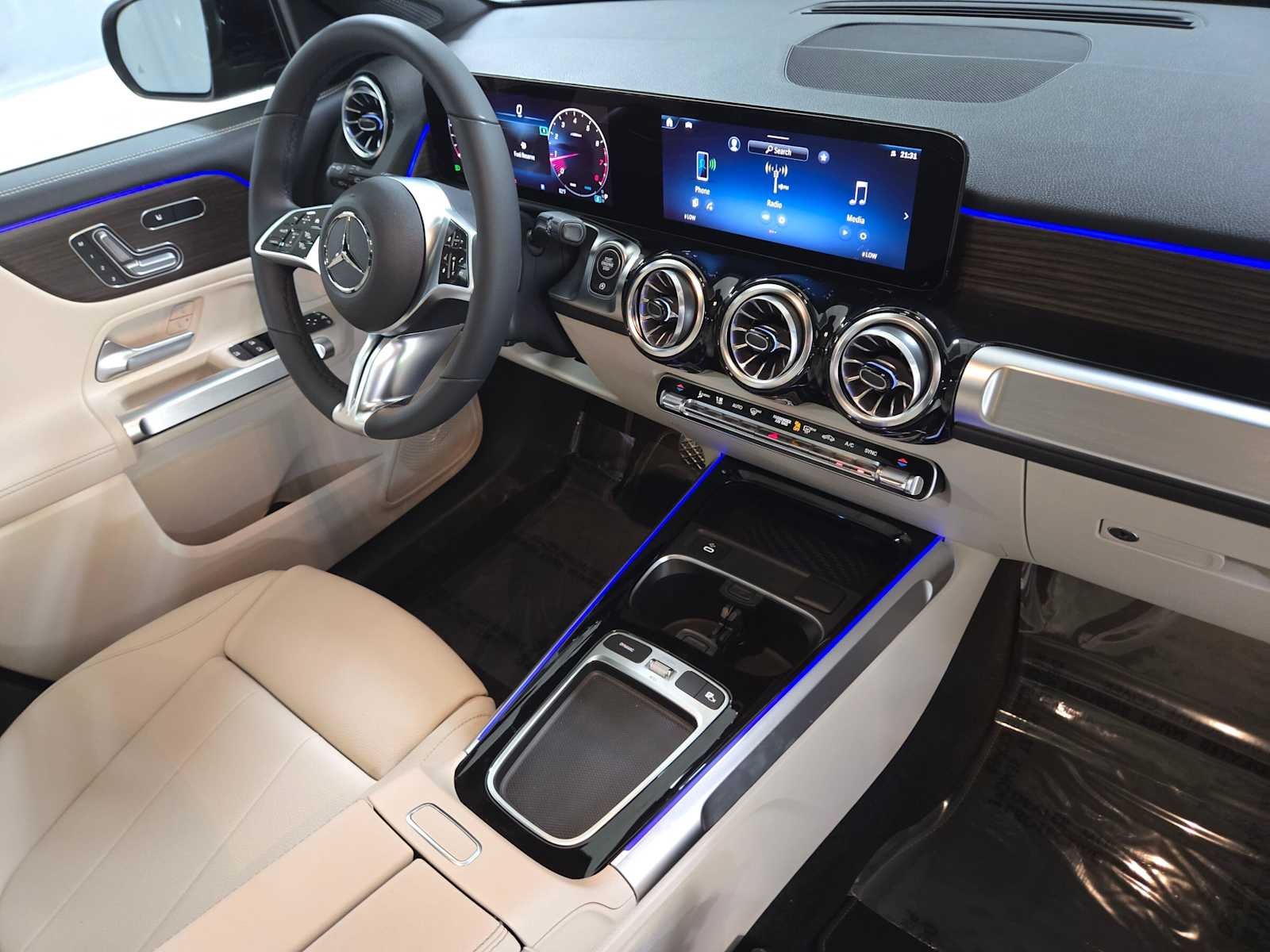 2026 Mercedes-Benz GLB 250 4MATIC® SUV