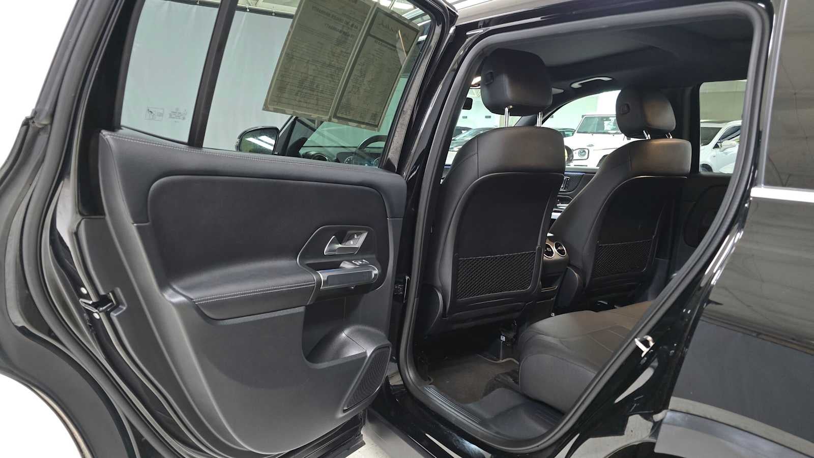 2025 Mercedes-Benz GLB 250 4MATIC® SUV