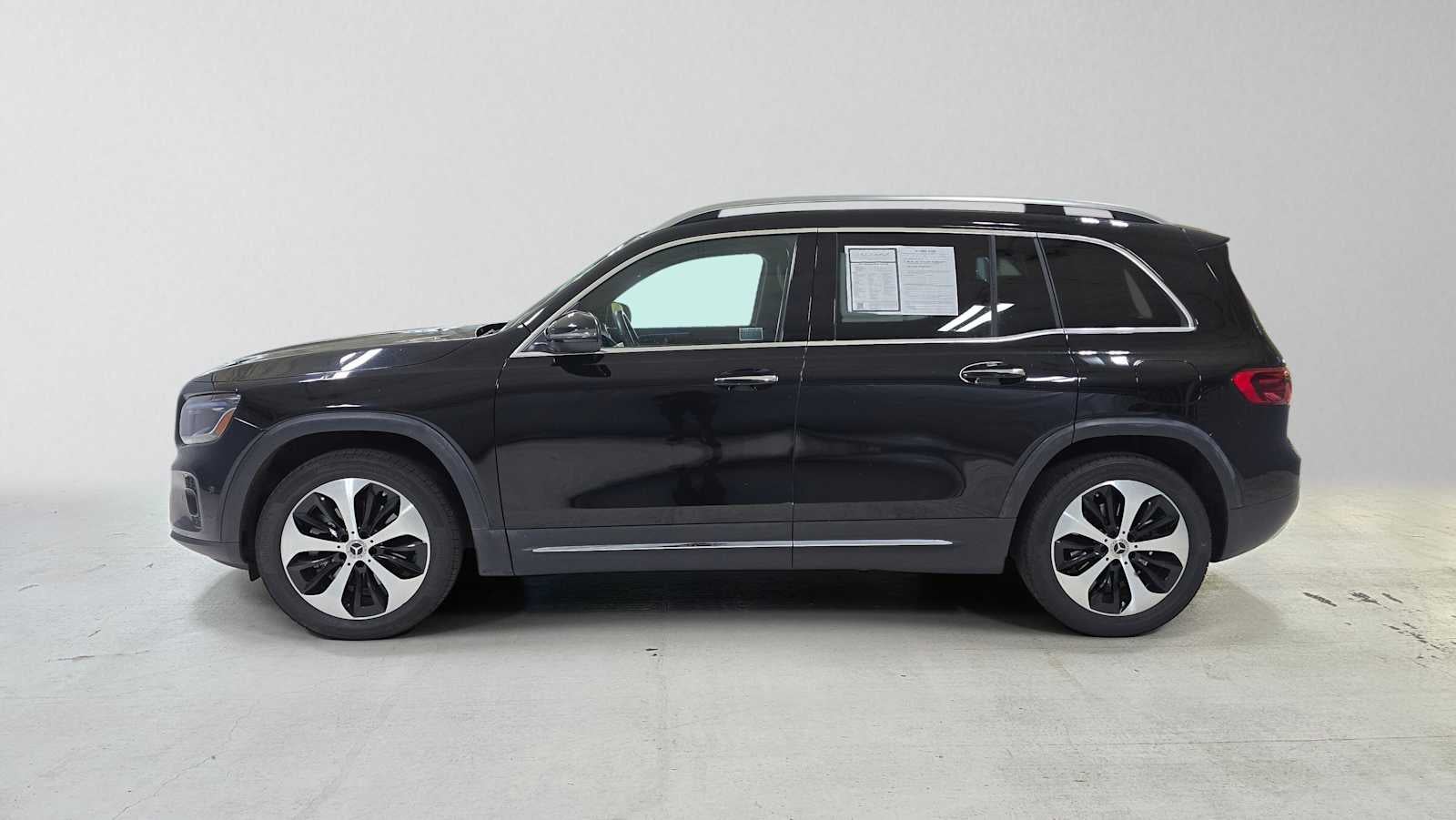 2025 Mercedes-Benz GLB 250 4MATIC® SUV