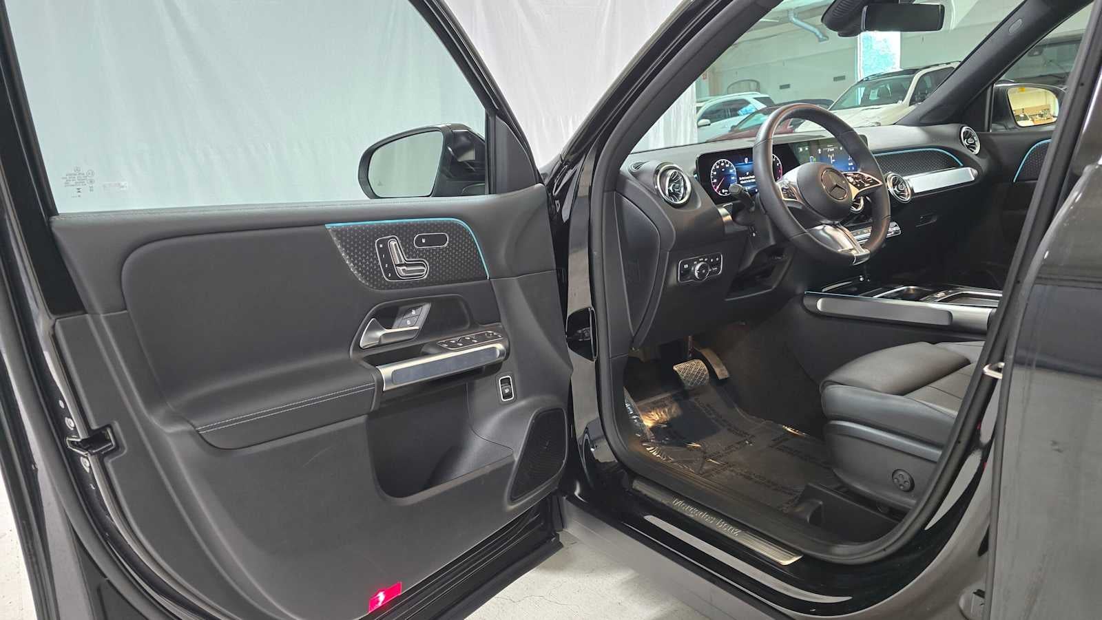 2026 Mercedes-Benz GLB 250 4MATIC® SUV