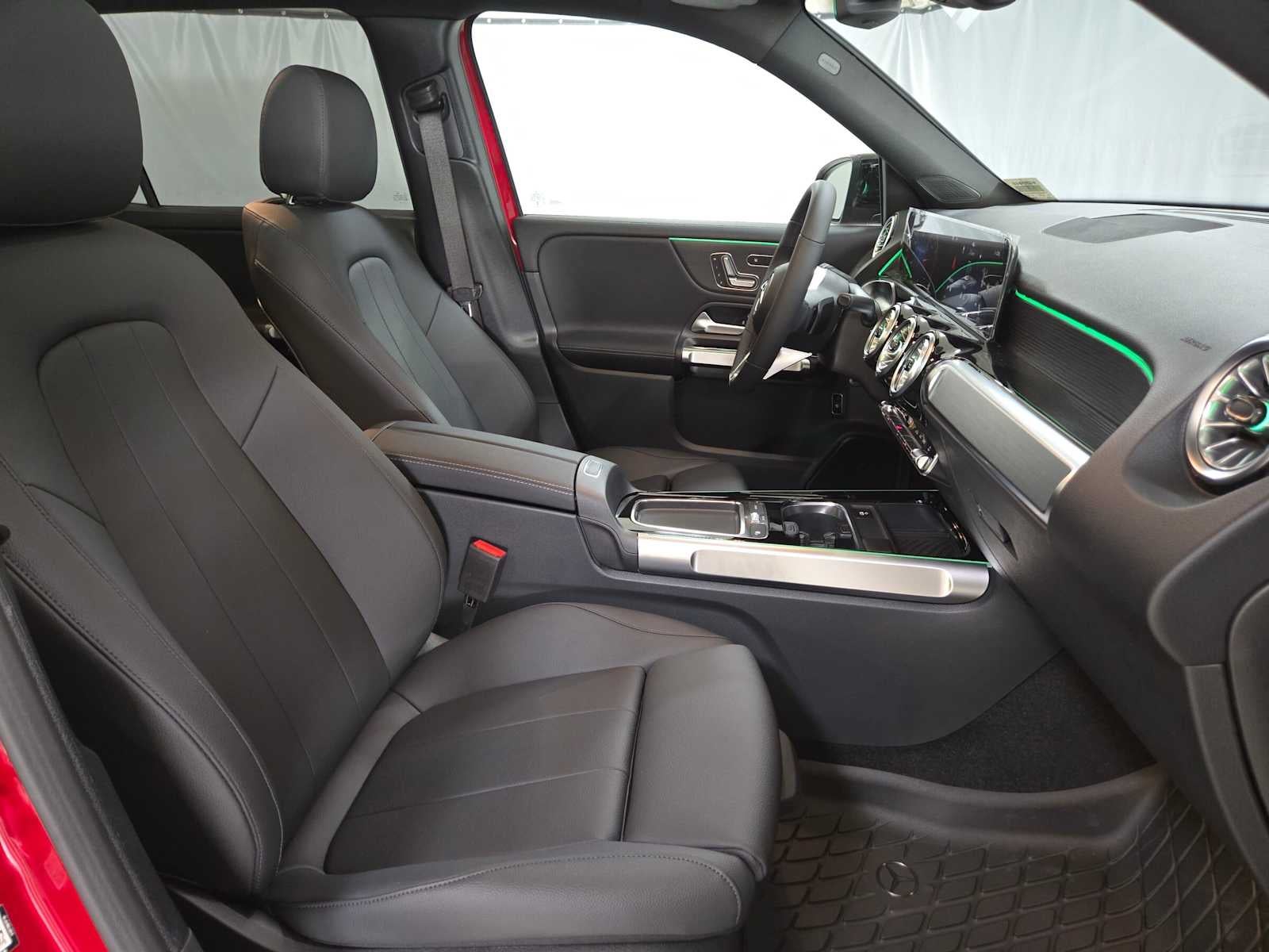 2026 Mercedes-Benz GLB 250 4MATIC® SUV
