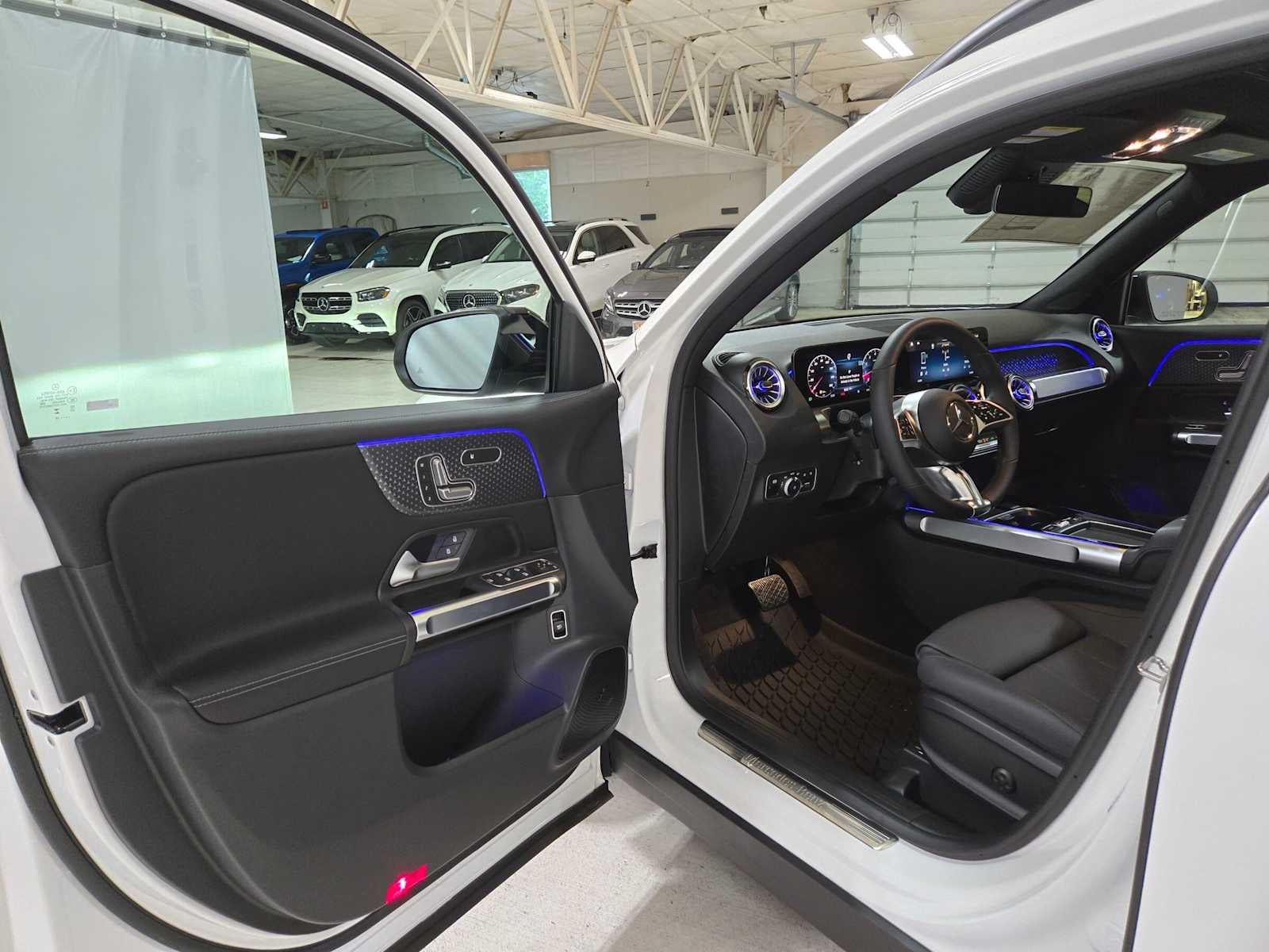 2026 Mercedes-Benz GLB 250 4MATIC® SUV