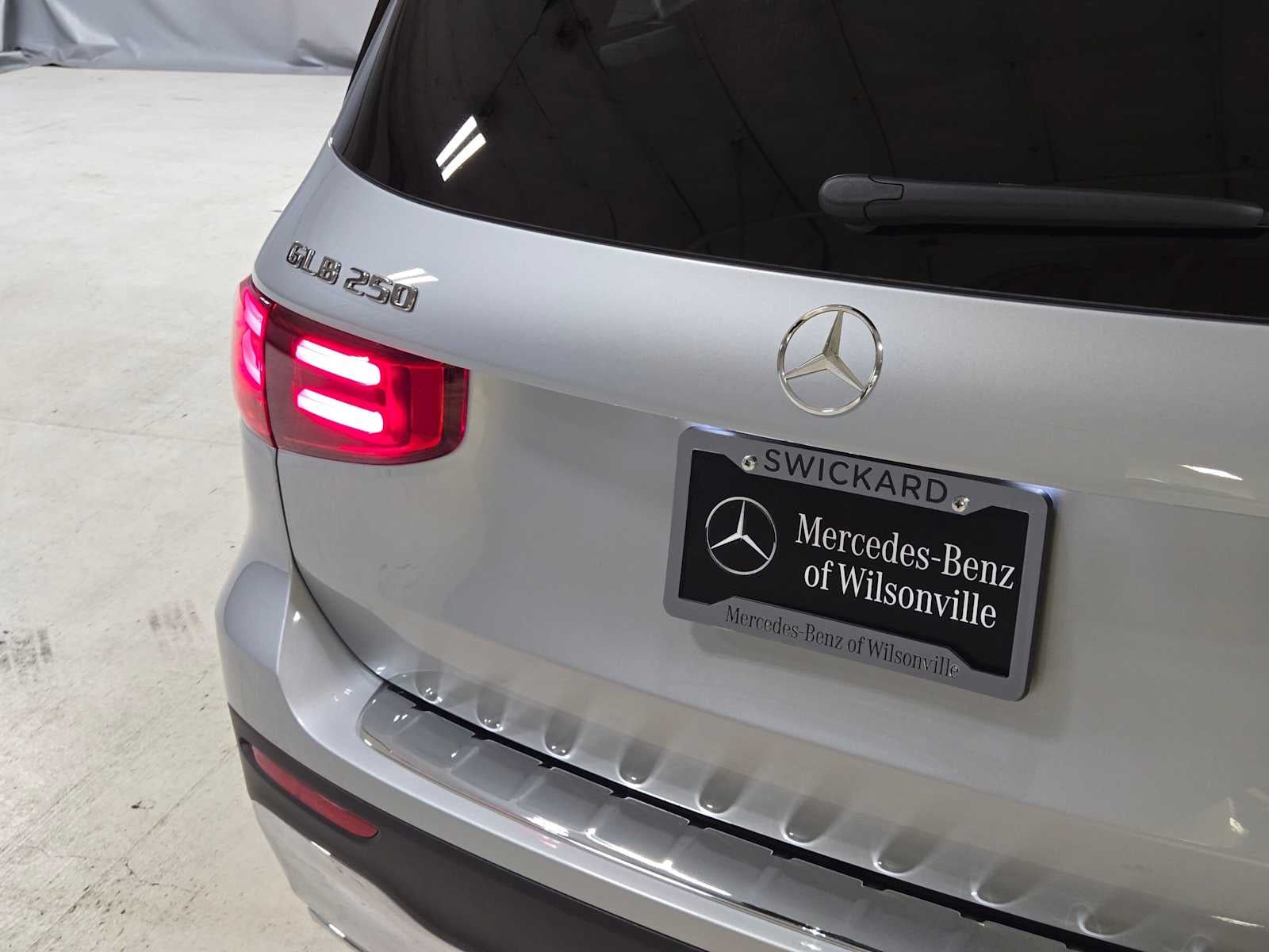 2026 Mercedes-Benz GLB 250 4MATIC® SUV