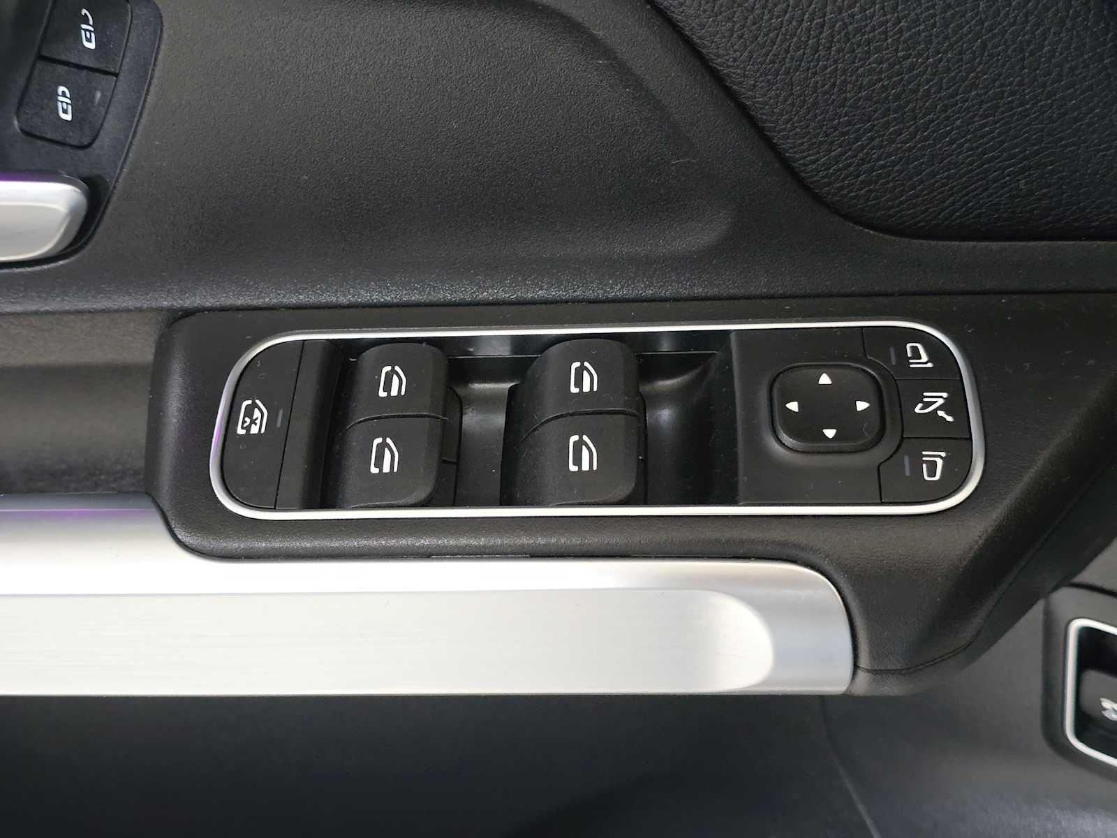 2024 Mercedes-Benz GLB 250 4MATIC® SUV