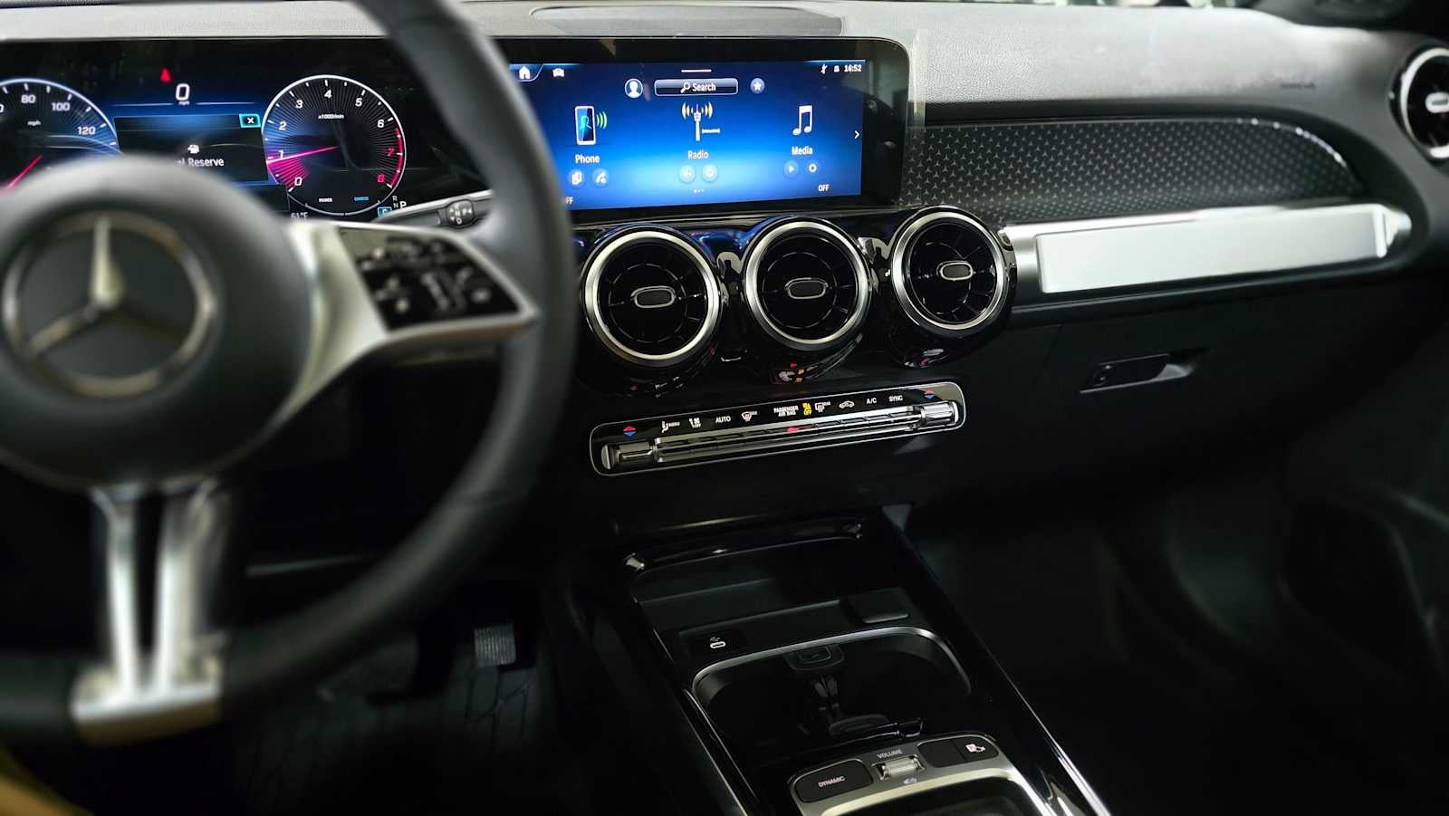 2026 Mercedes-Benz GLB 250 GLB 250