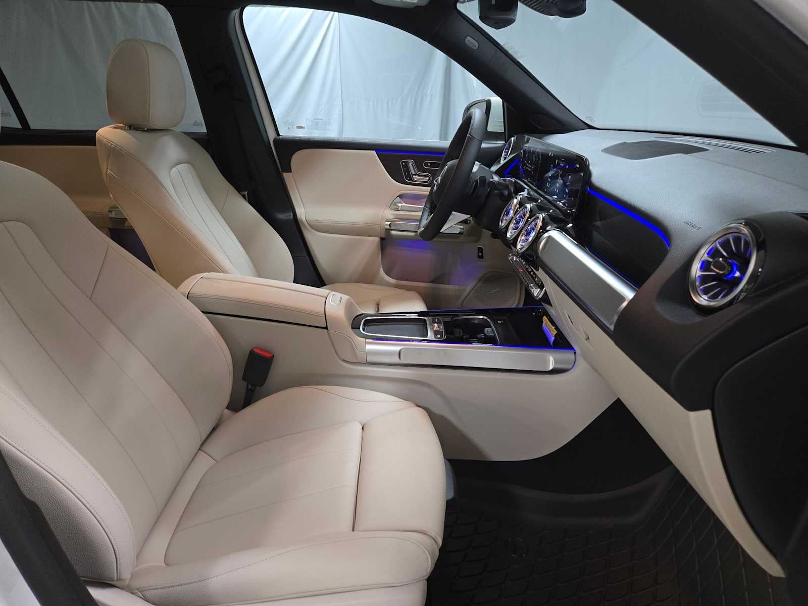 2026 Mercedes-Benz GLB 250 4MATIC® SUV