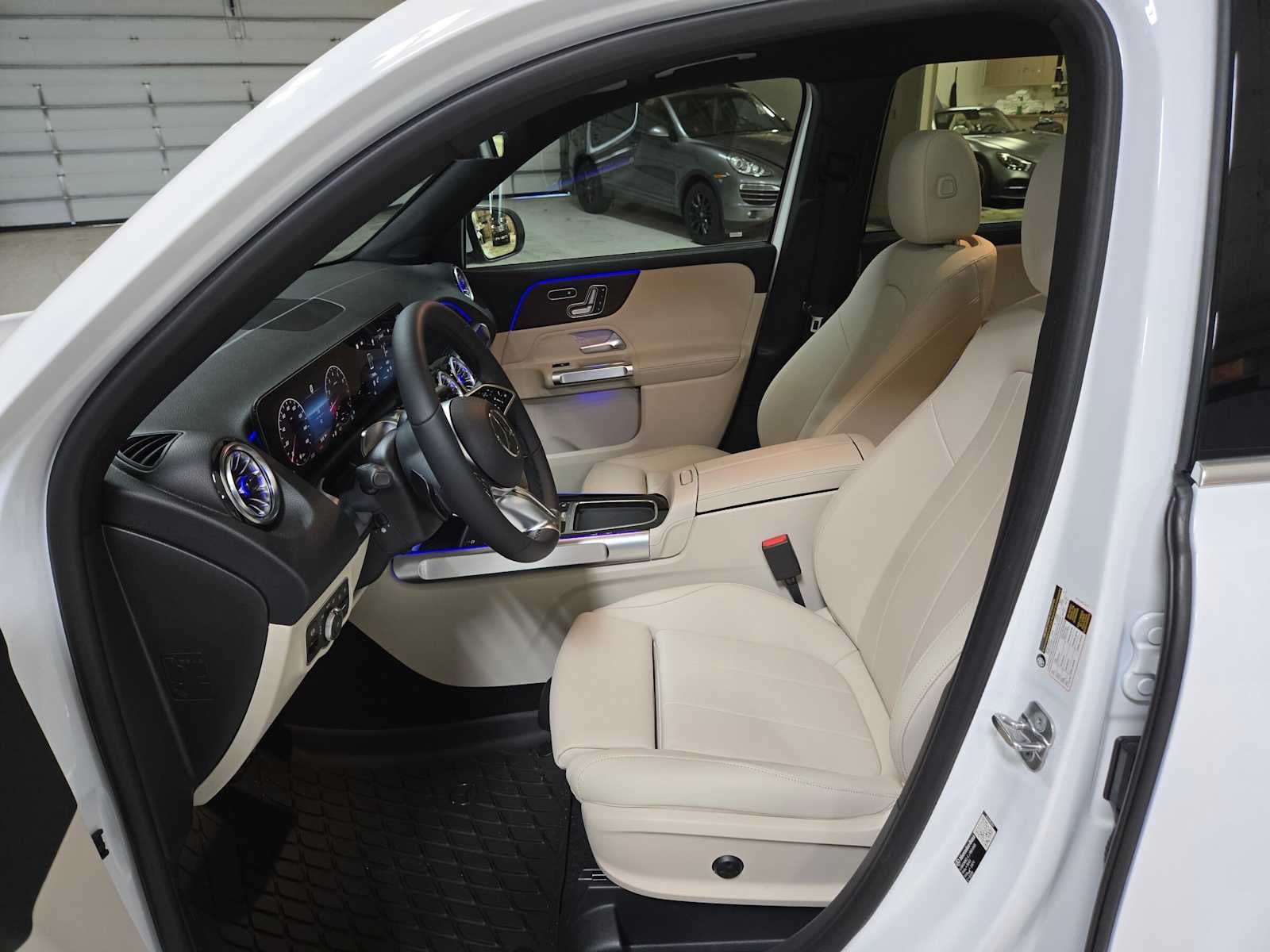 2026 Mercedes-Benz GLB 250 4MATIC® SUV