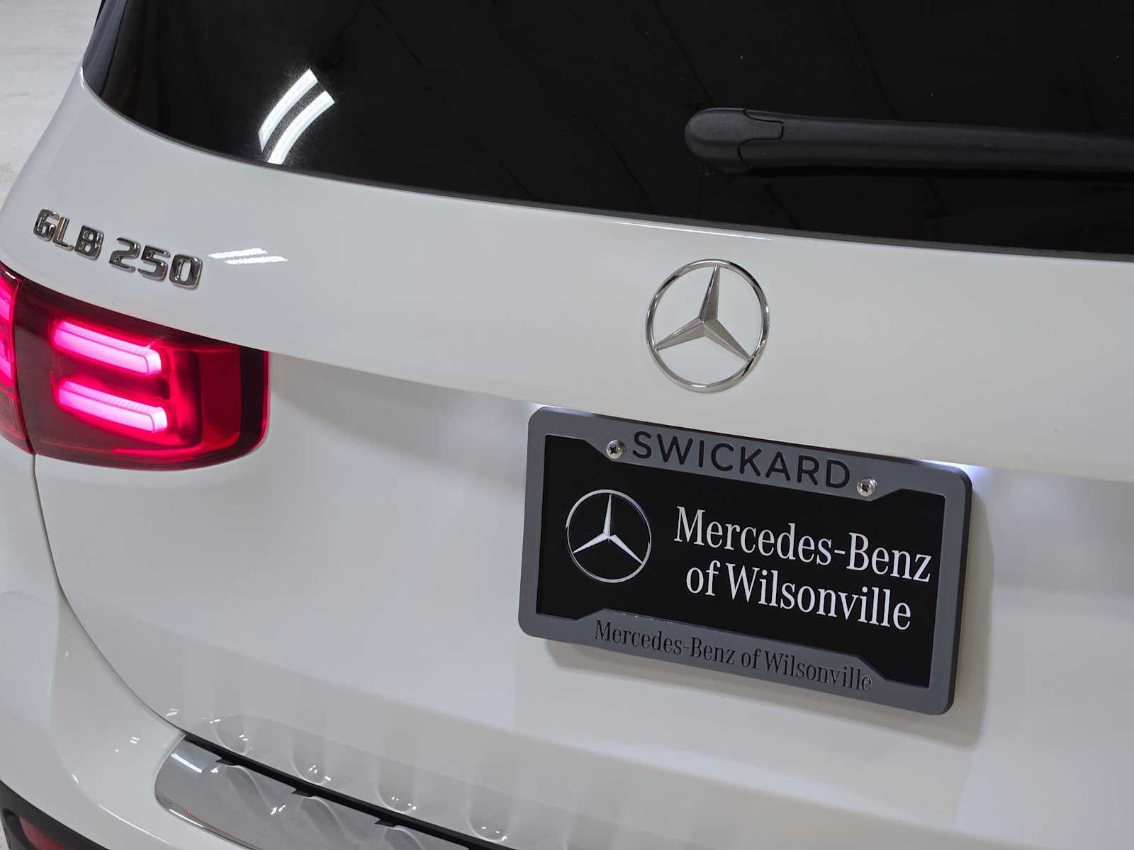 2026 Mercedes-Benz GLB 250 4MATIC® SUV