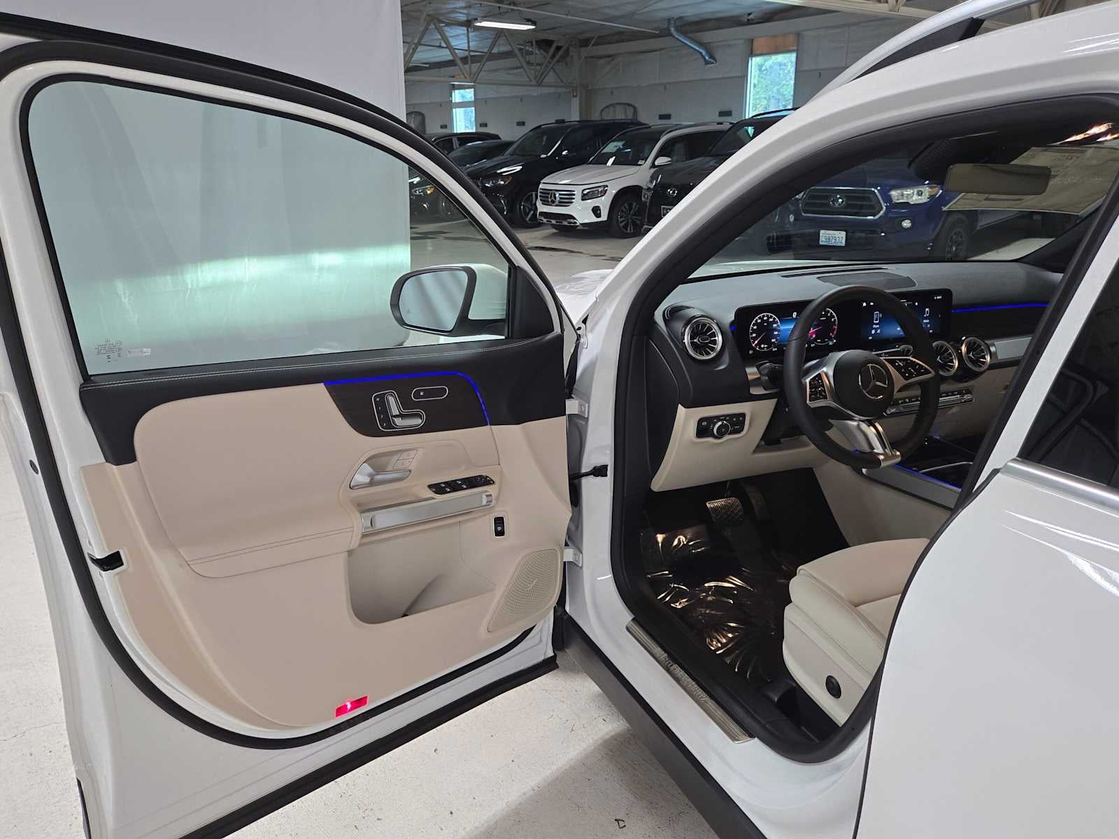 2026 Mercedes-Benz GLB 250 4MATIC® SUV