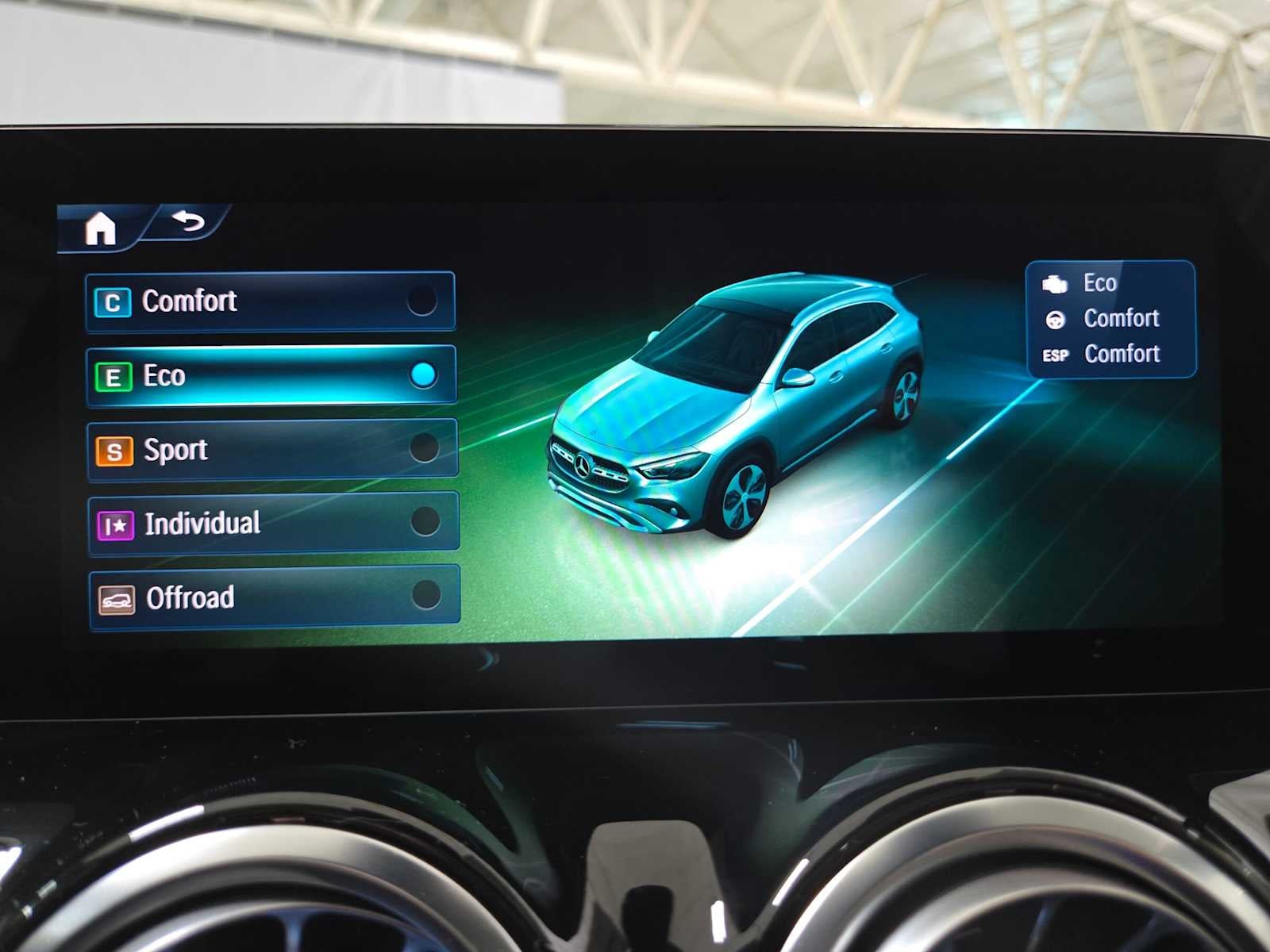 2026 Mercedes-Benz GLA 250 4MATIC® SUV
