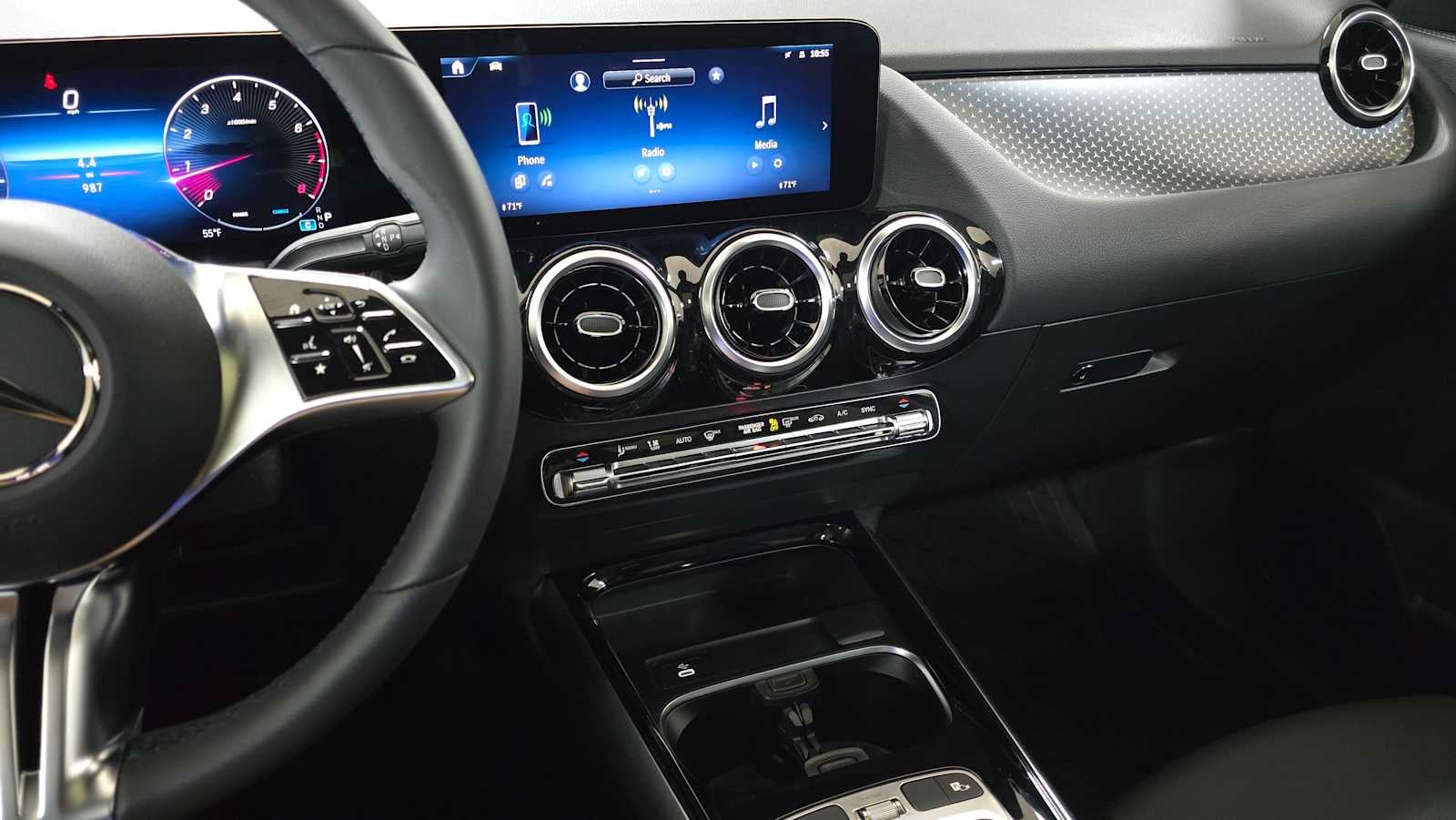 2026 Mercedes-Benz GLA 250 4MATIC® SUV