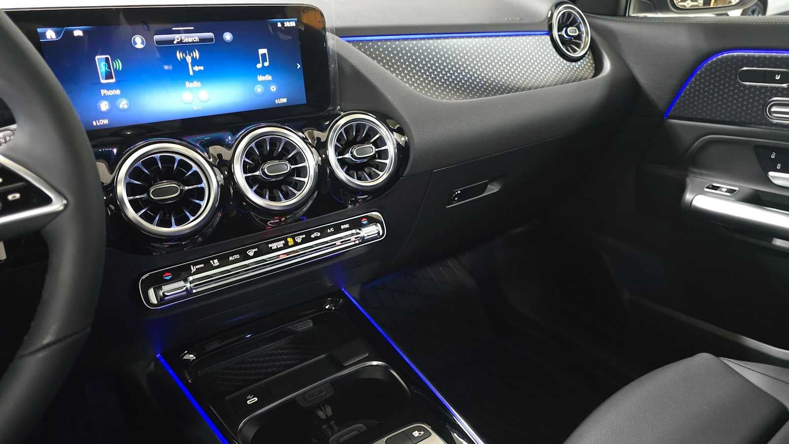 2026 Mercedes-Benz GLA 250 4MATIC® SUV