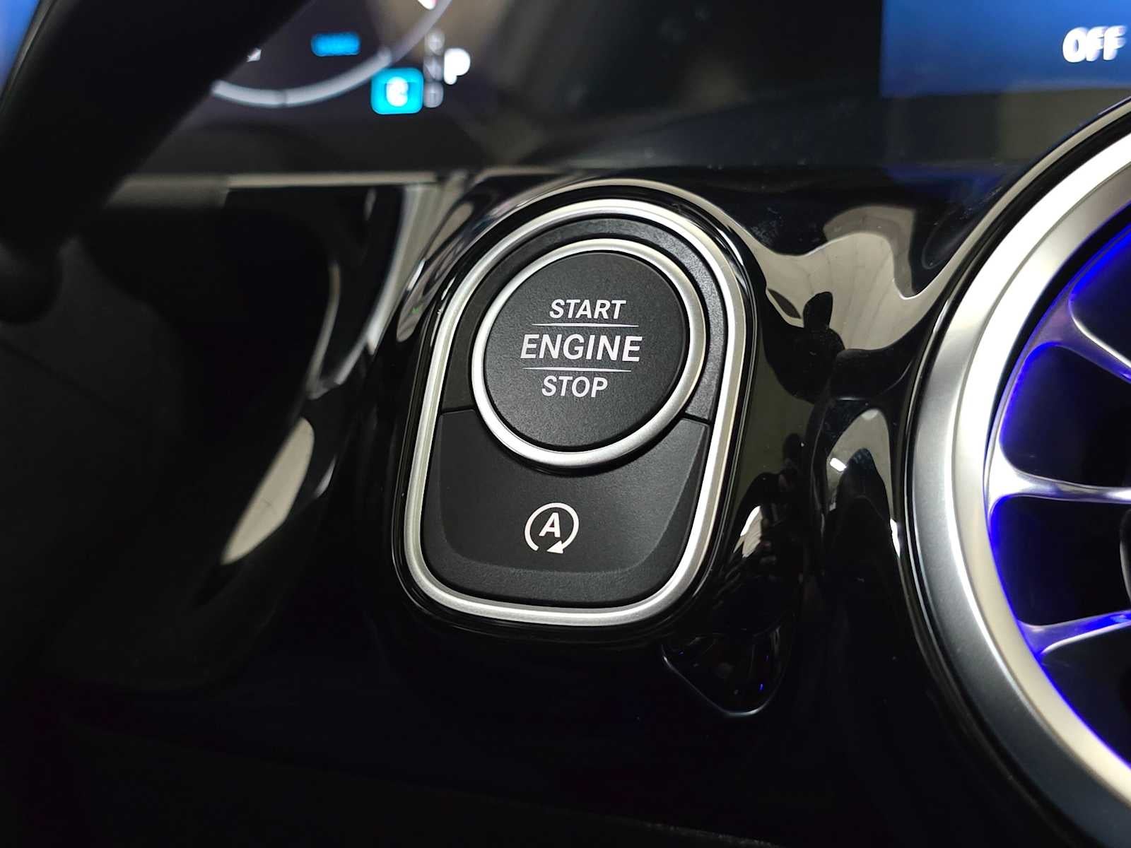 2026 Mercedes-Benz GLA 250 4MATIC® SUV