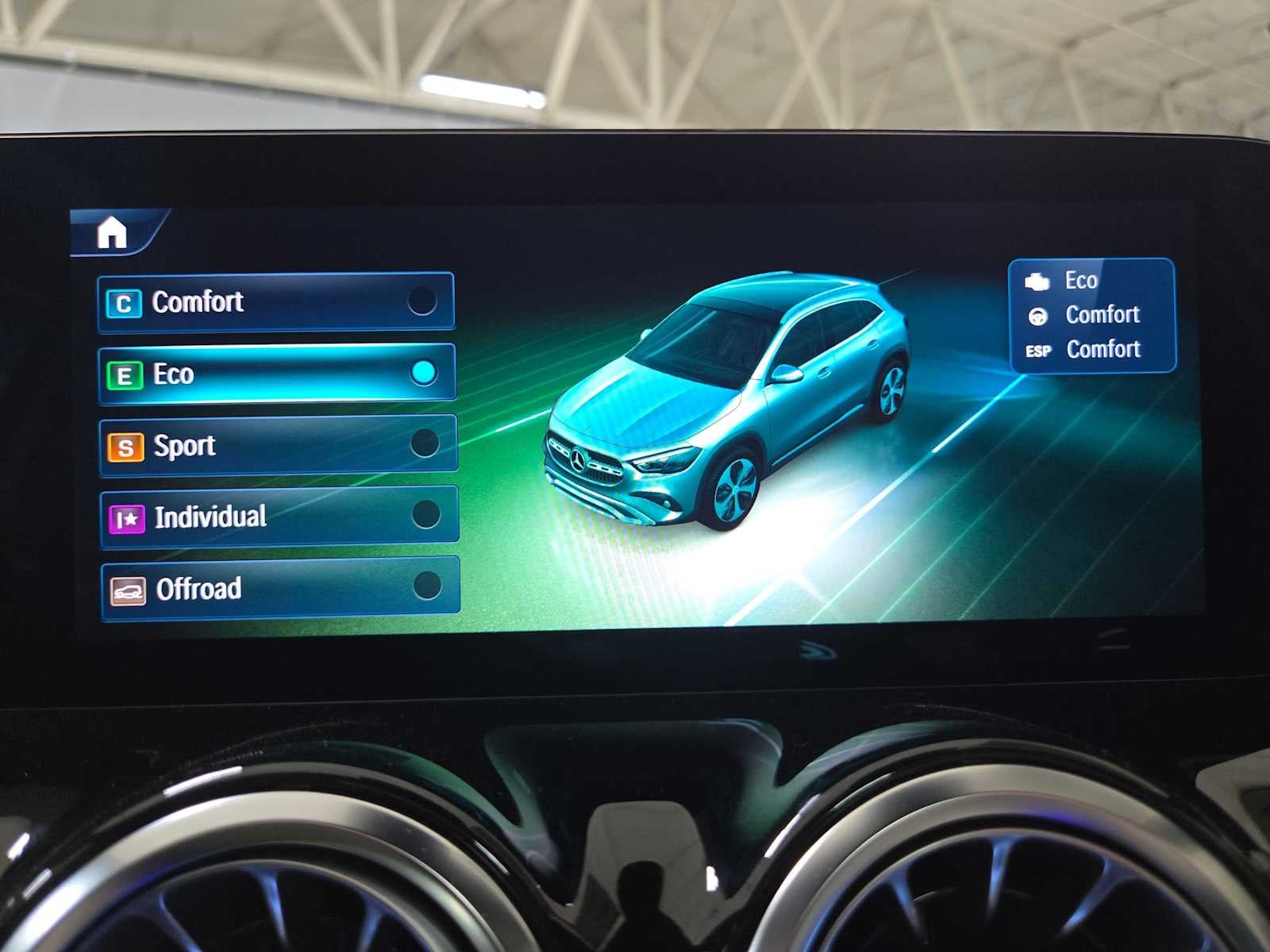 2026 Mercedes-Benz GLA 250 4MATIC® SUV
