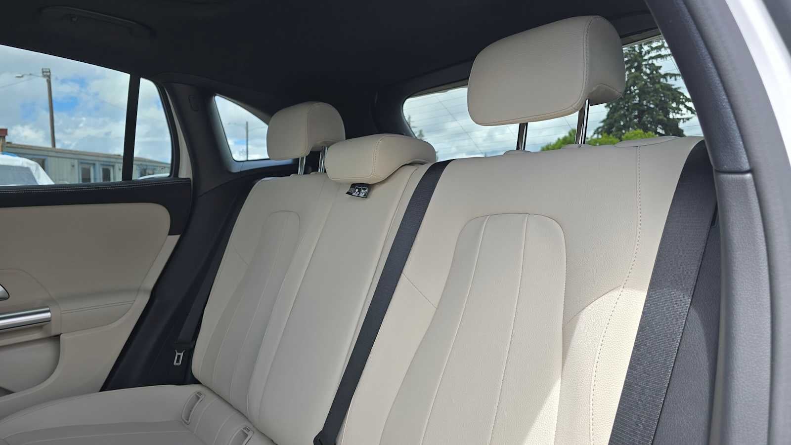 2026 Mercedes-Benz GLA 250 4MATIC® SUV