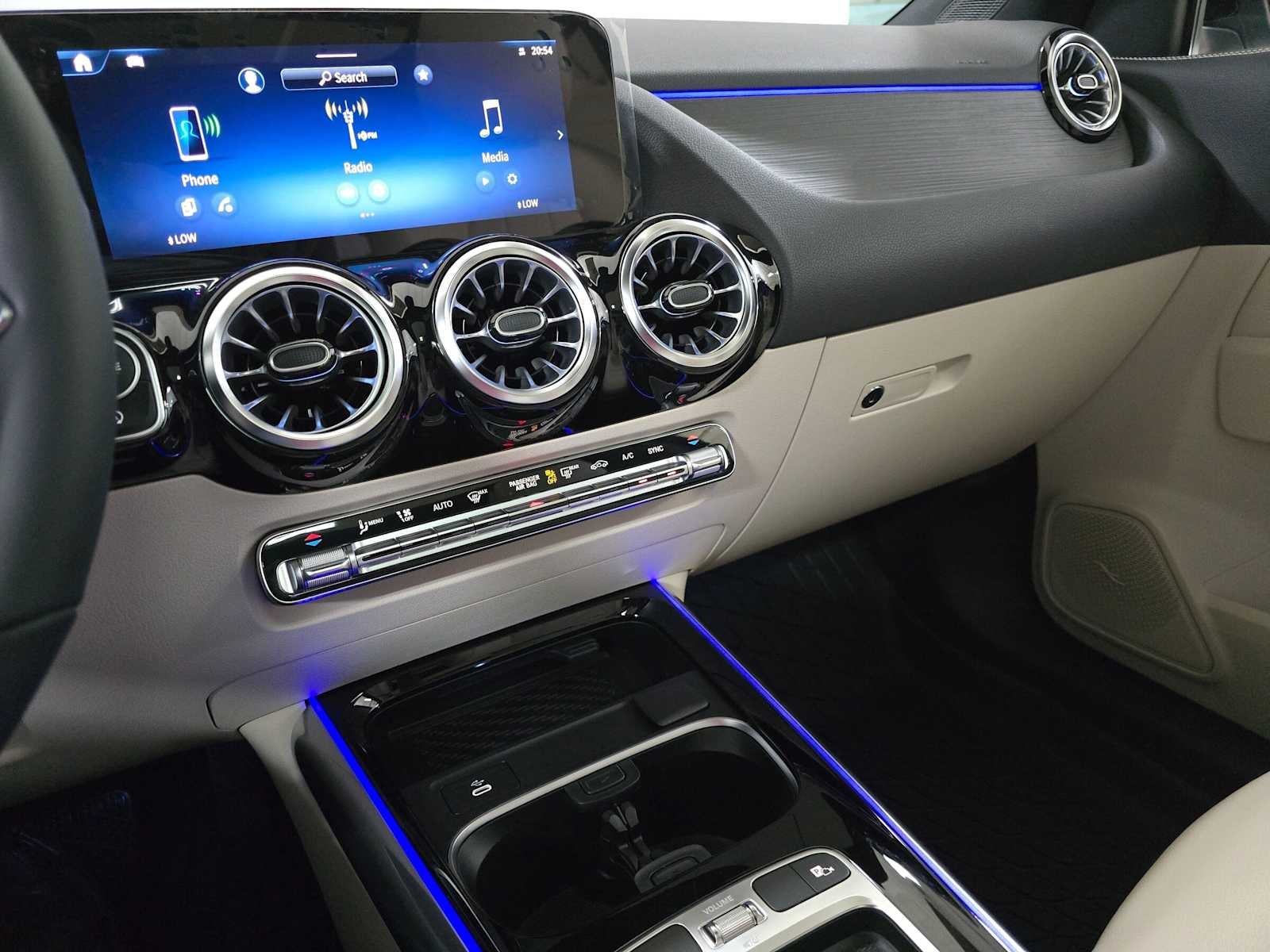 2026 Mercedes-Benz GLA 250 4MATIC® SUV