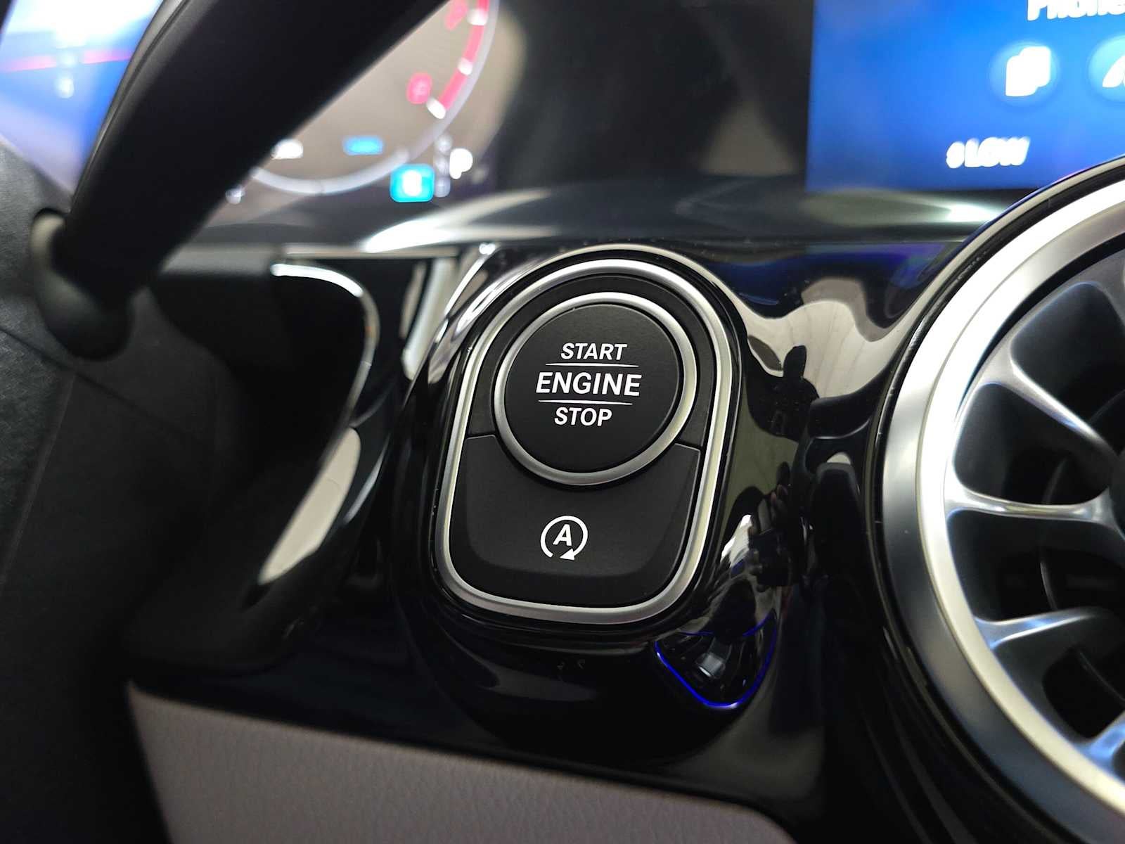 2026 Mercedes-Benz GLA 250 4MATIC® SUV