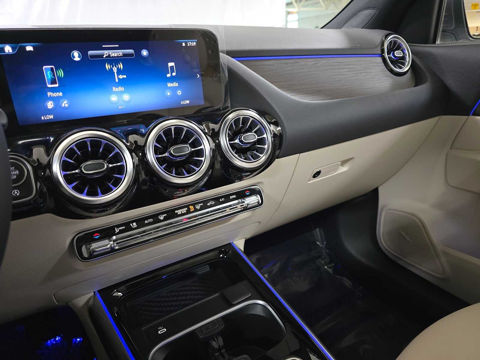 2026 Mercedes-Benz GLA 250 4MATIC® SUV