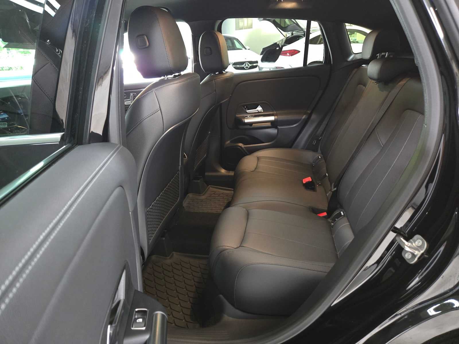 2026 Mercedes-Benz GLA 250 4MATIC® SUV