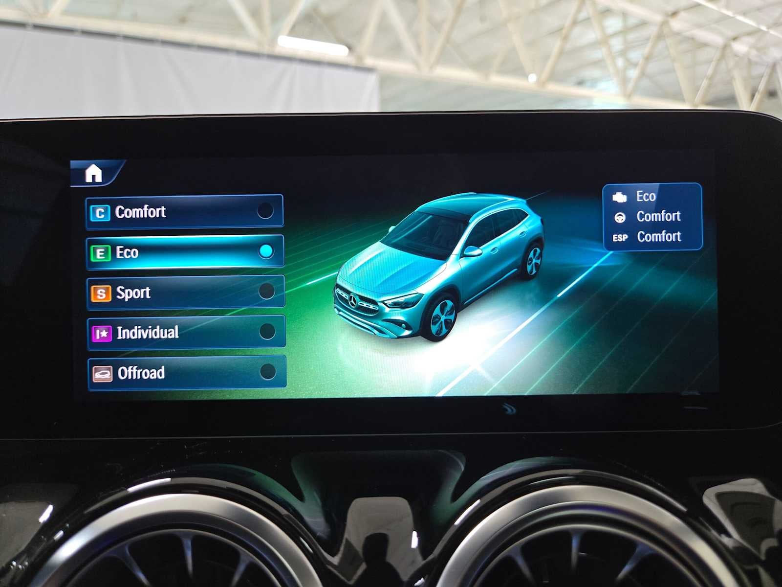 2026 Mercedes-Benz GLA 250 4MATIC® SUV
