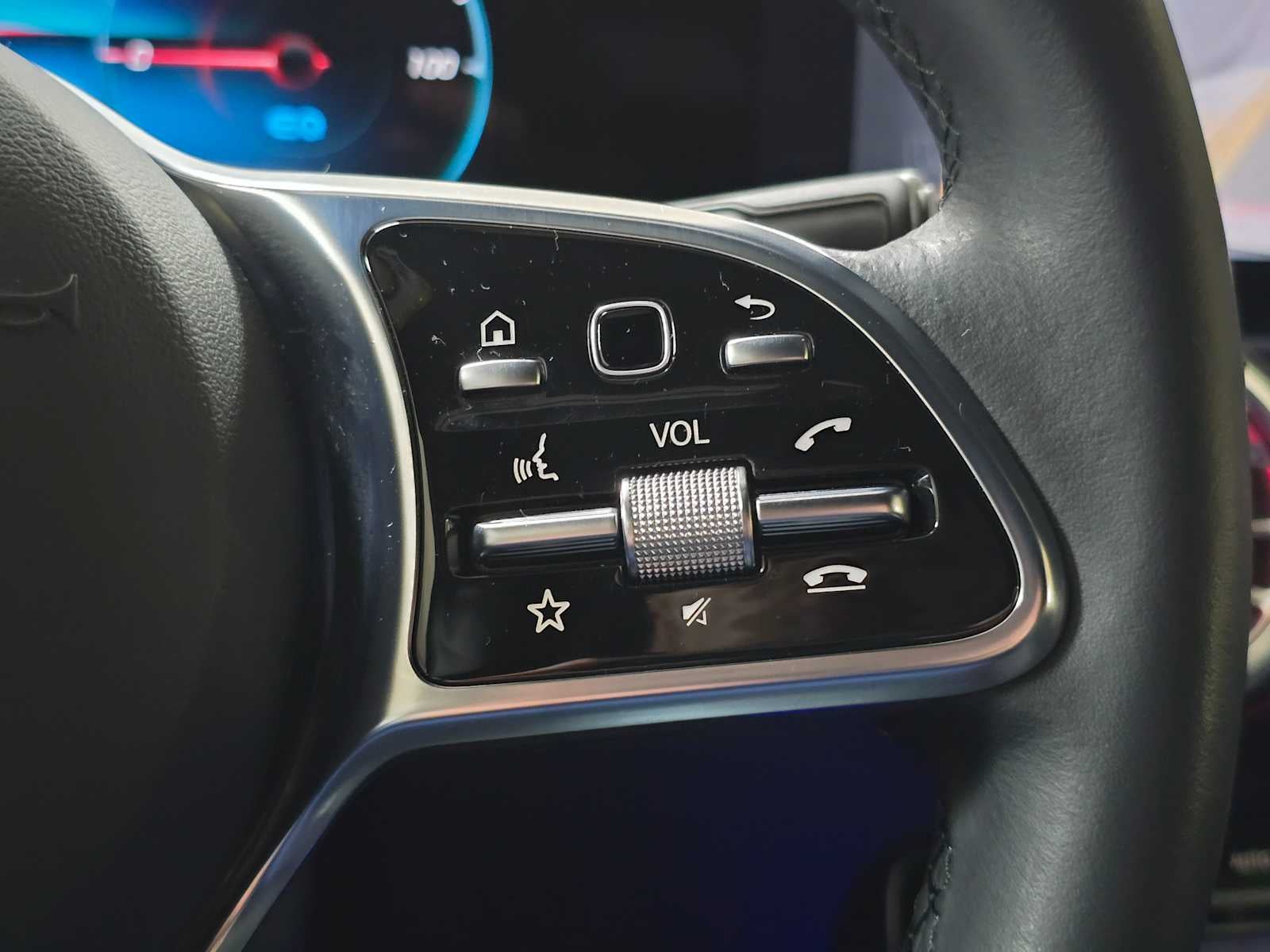 2023 Mercedes-Benz EQB EQB 300