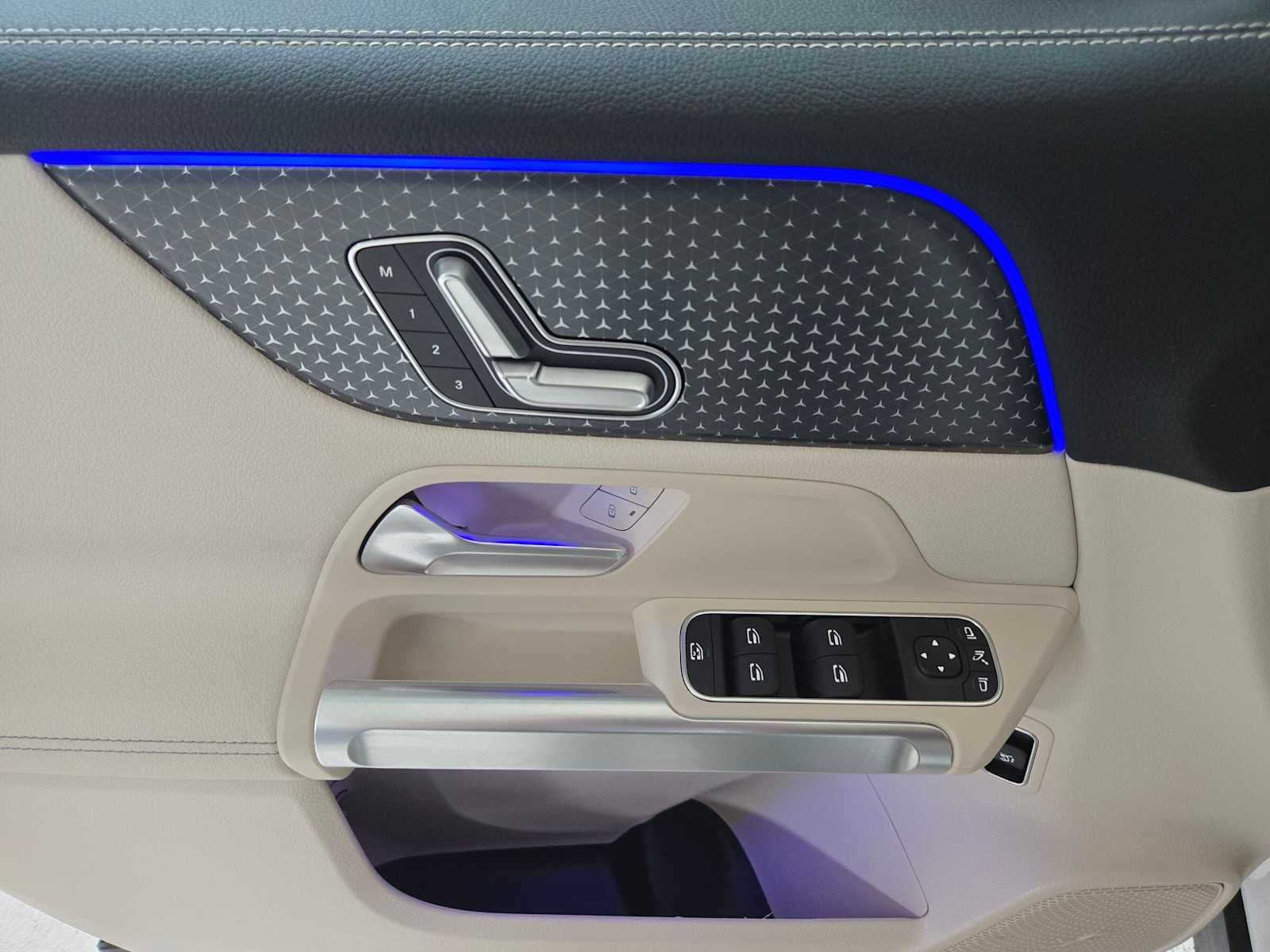 2024 Mercedes-Benz EQB 300 4MATIC® SUV