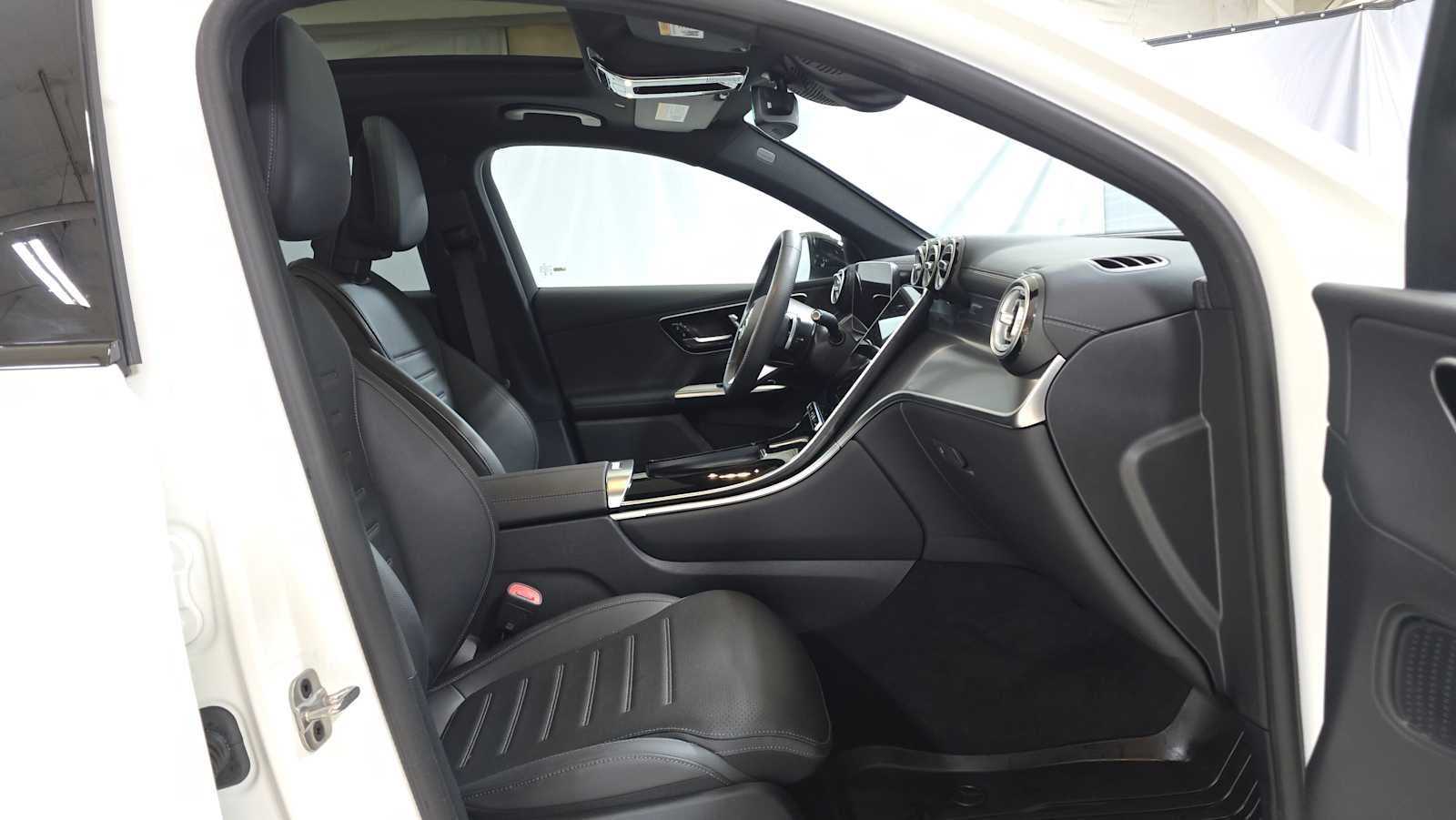 2025 Mercedes-Benz GLC GLC 300