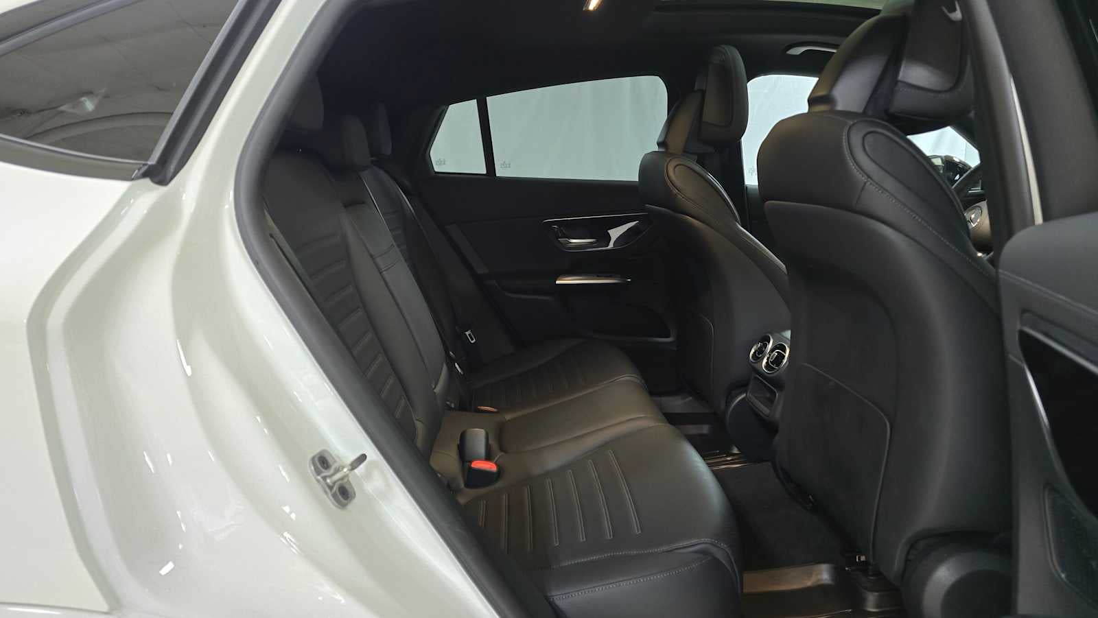 2025 Mercedes-Benz GLC GLC 300