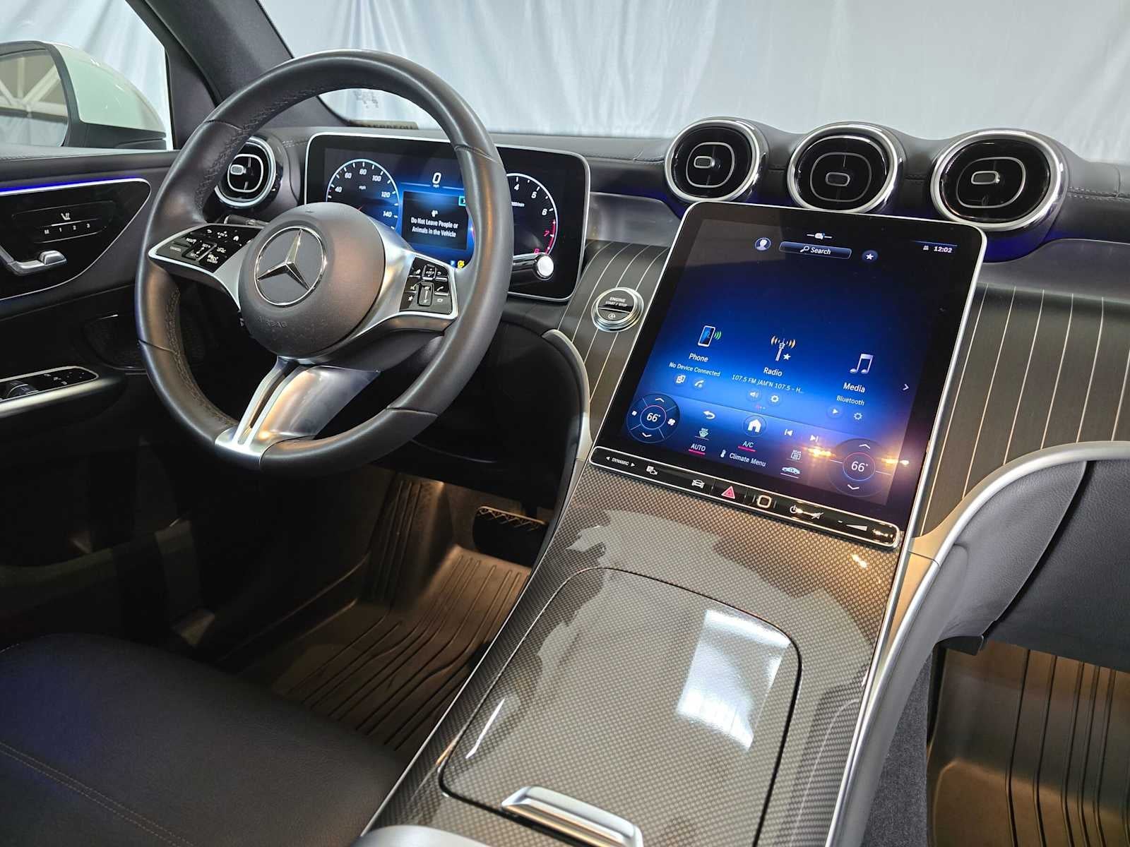 2024 Mercedes-Benz GLC 300 SUV