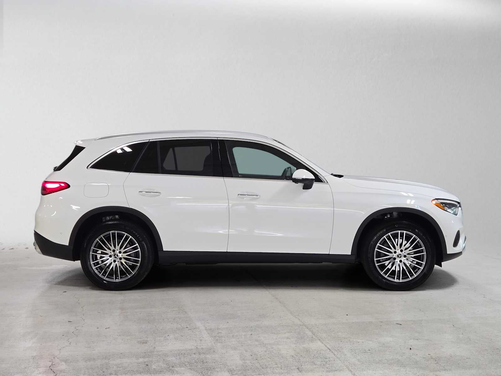 2027 Mercedes-Benz GLC 300 4MATIC® SUV