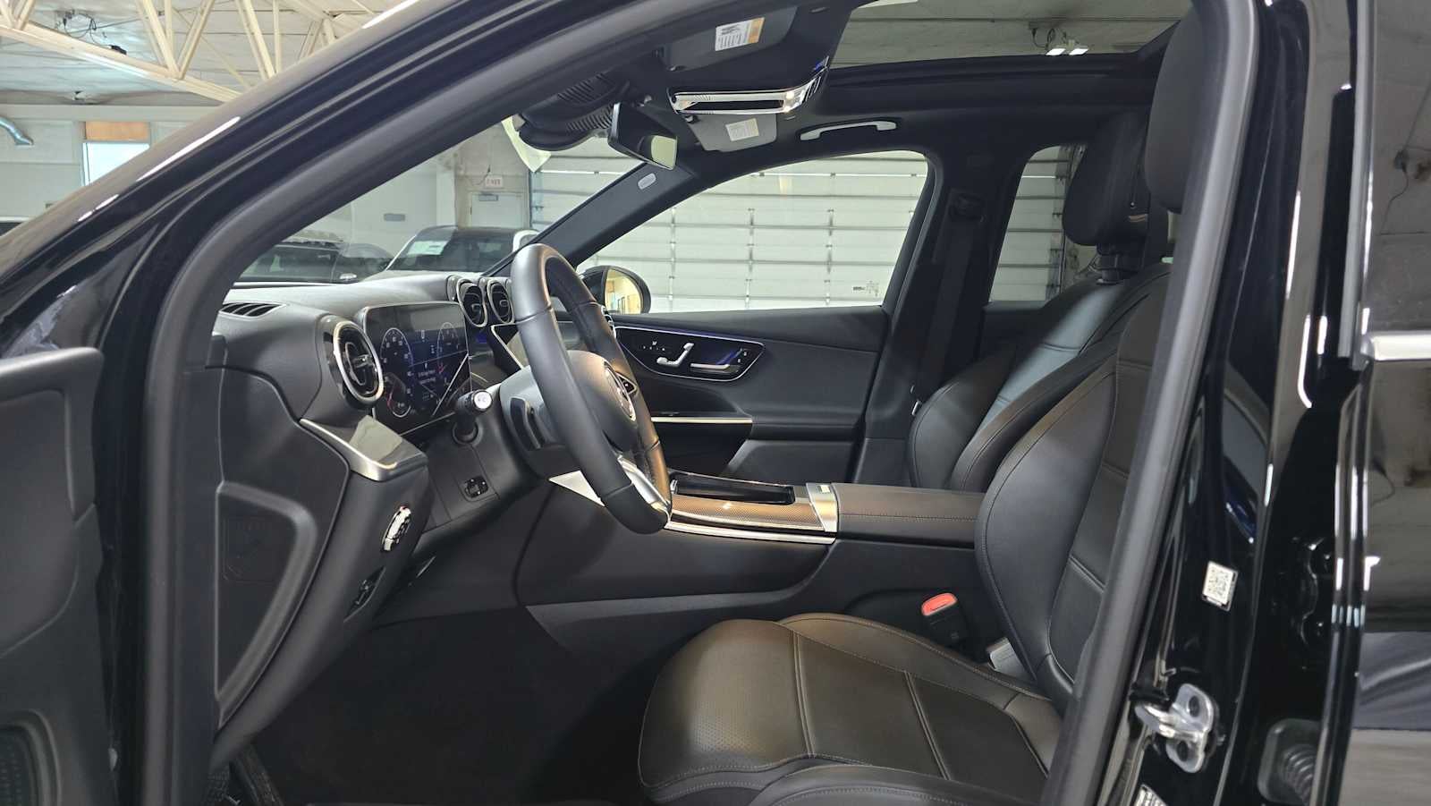 2025 Mercedes-Benz GLC GLC 300