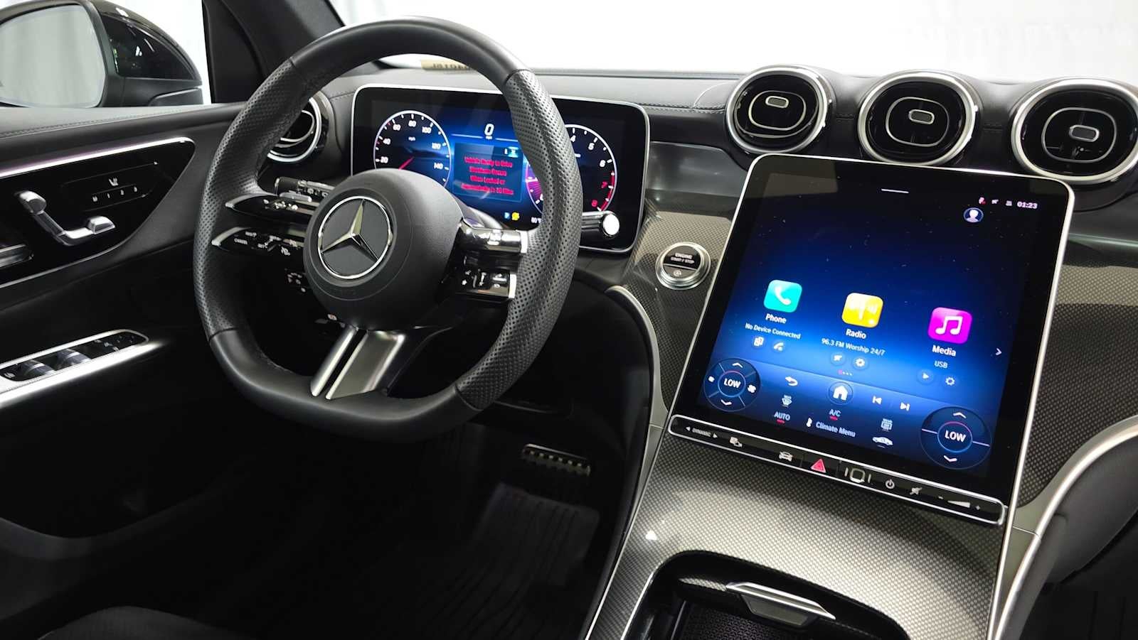 2026 Mercedes-Benz GLC 300 4MATIC® SUV