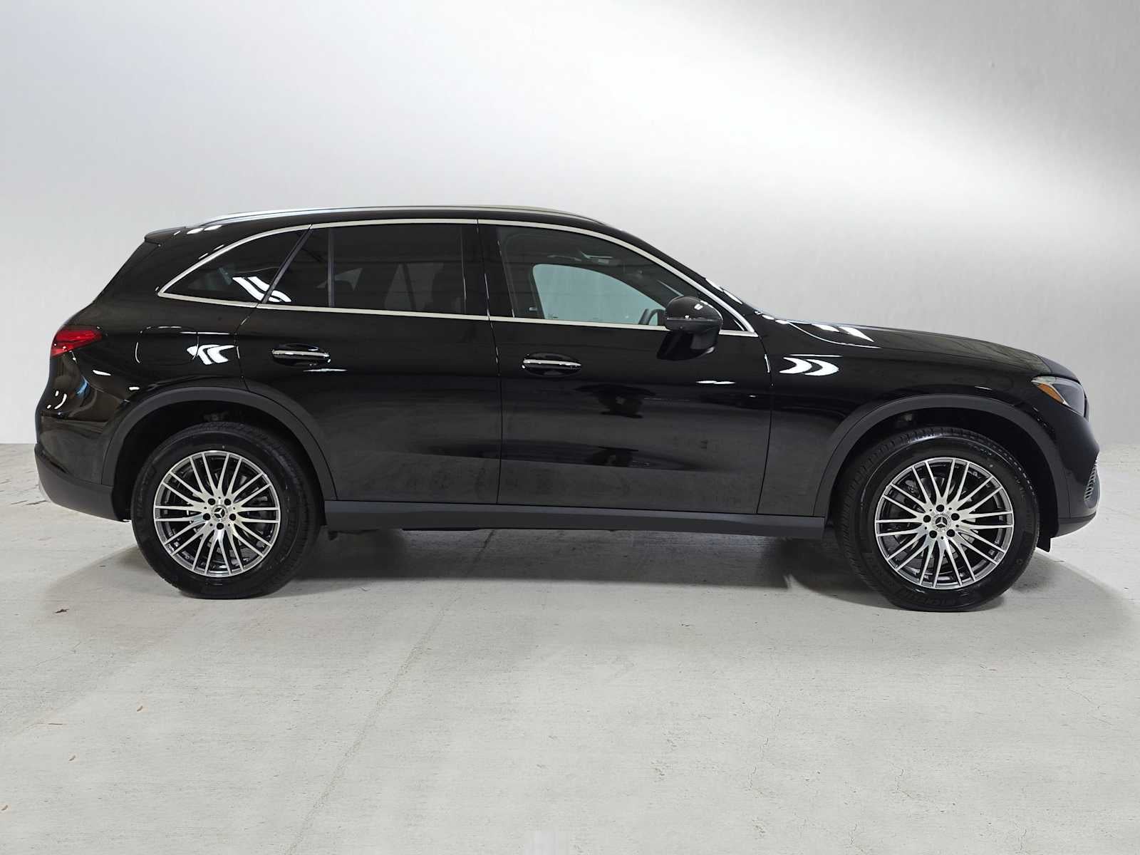 2026 Mercedes-Benz GLC 300 GLC 300