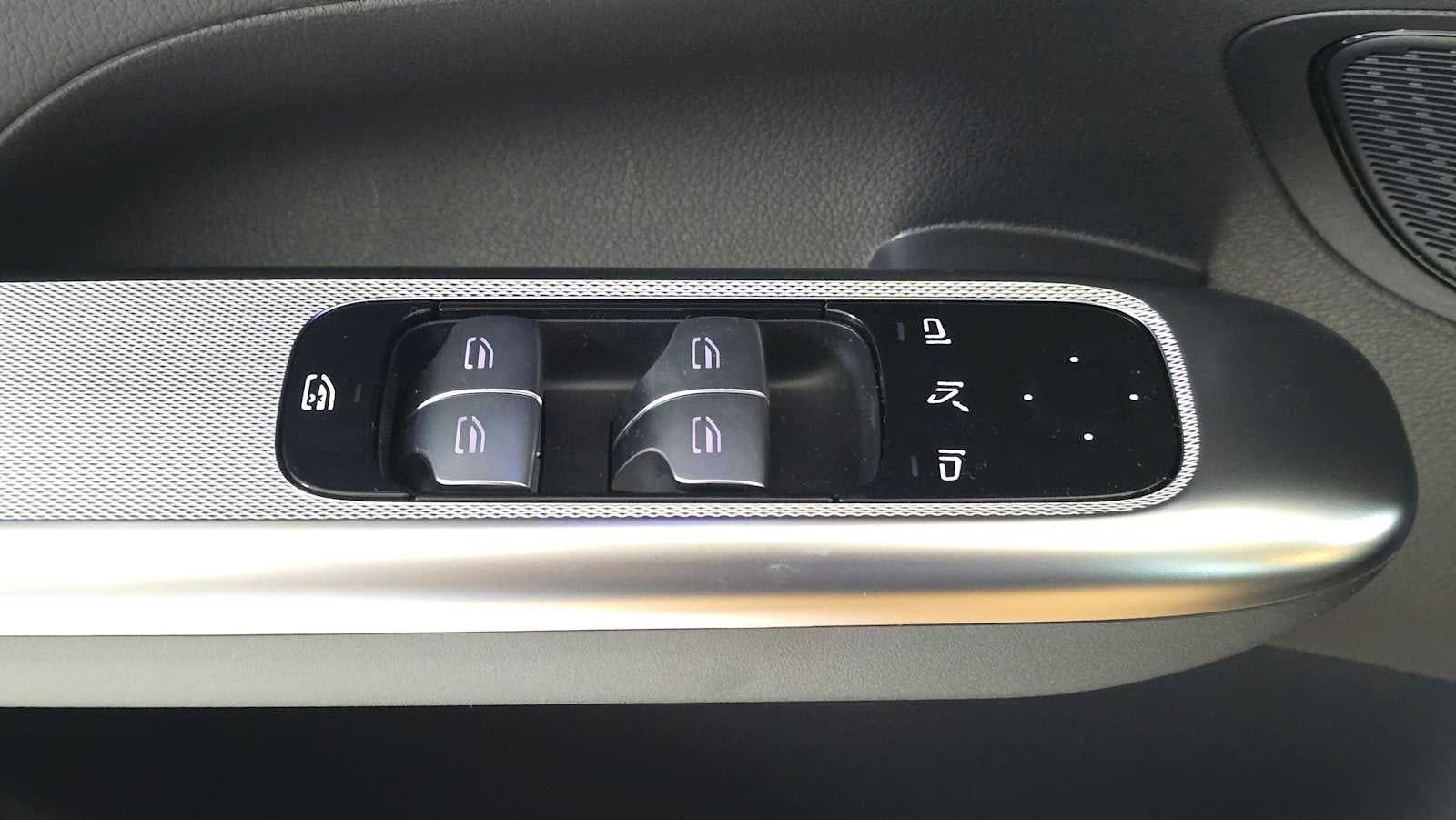 2026 Mercedes-Benz GLC 300 GLC 300