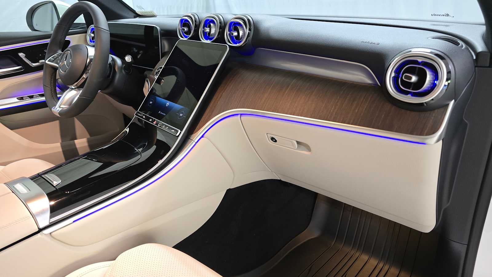 2026 Mercedes-Benz GLC 300 GLC 300