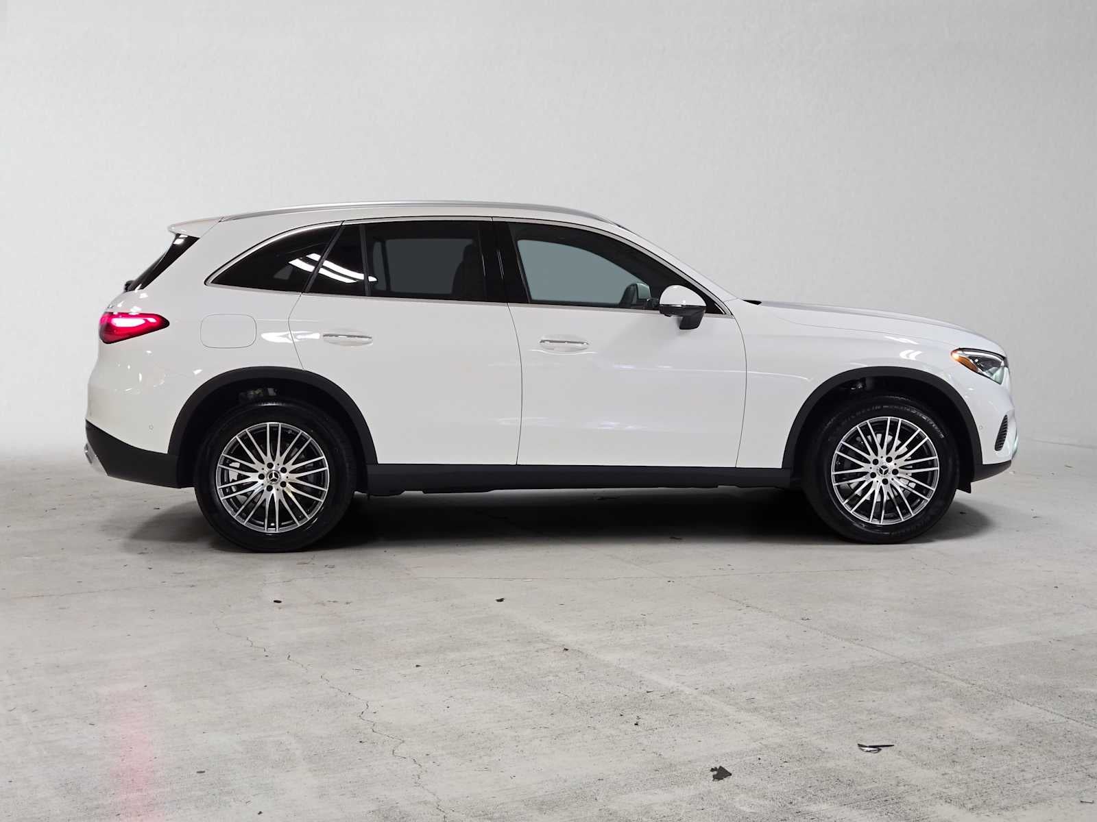 2027 Mercedes-Benz GLC 300 4MATIC® SUV