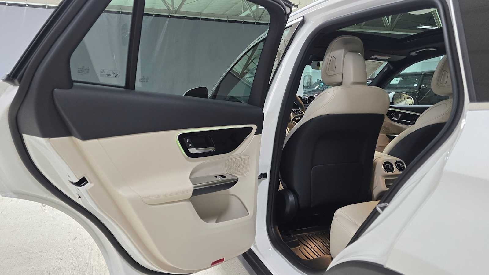 2026 Mercedes-Benz GLC 300 GLC 300