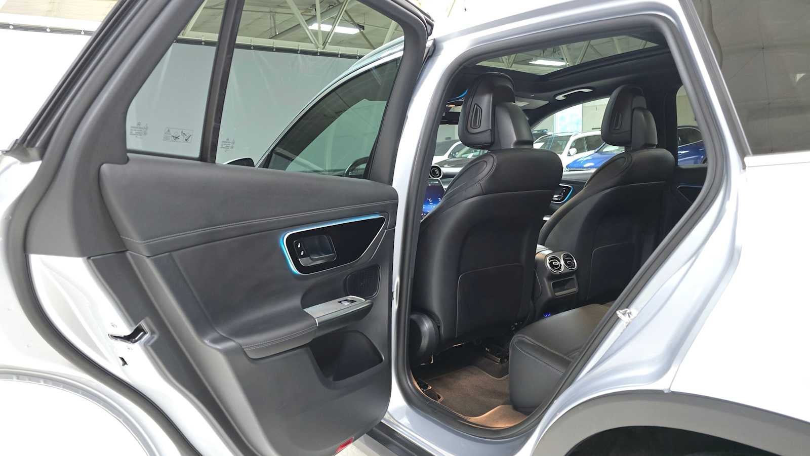 2023 Mercedes-Benz GLC 300 GLC 300