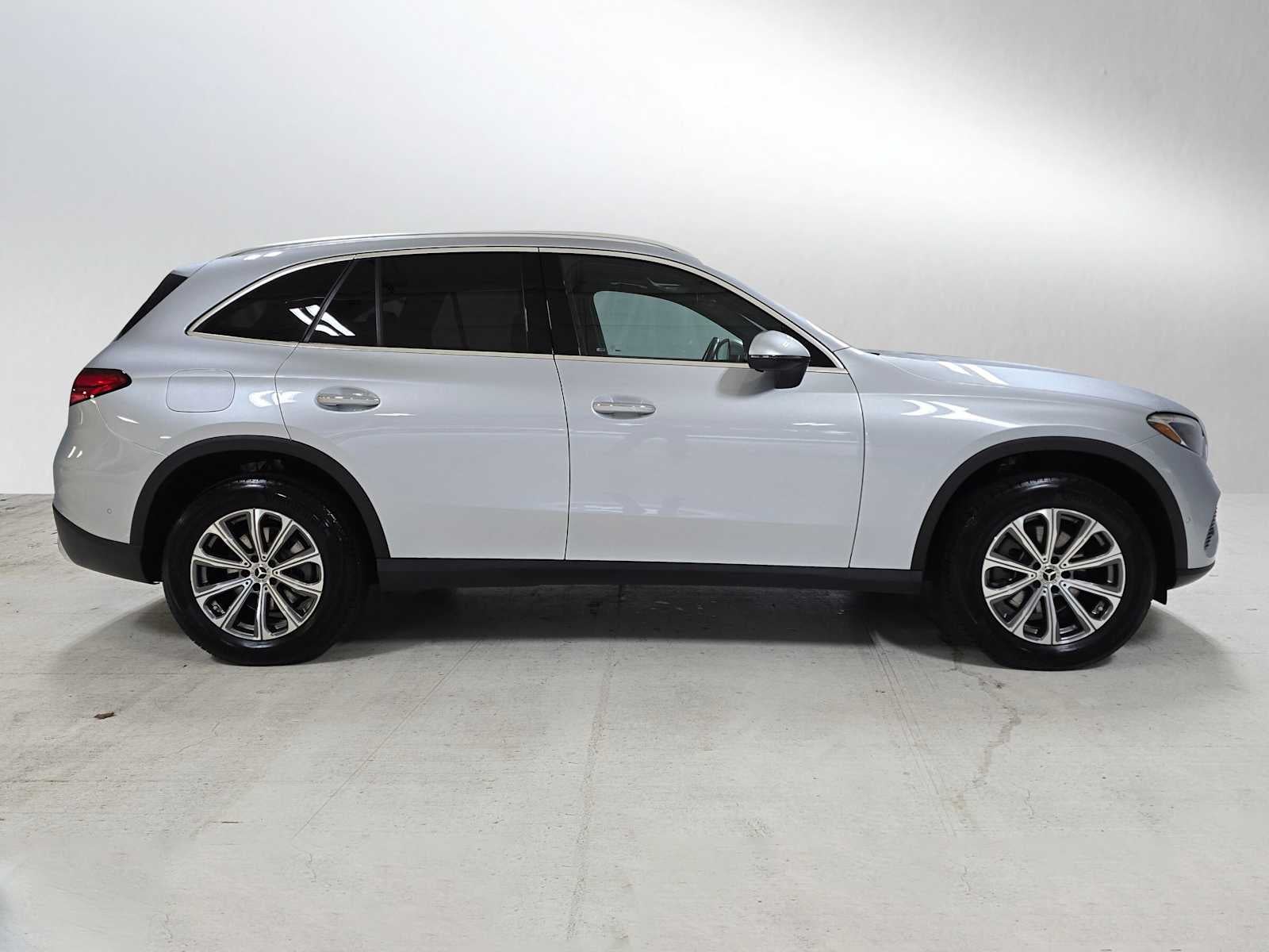 2023 Mercedes-Benz GLC 300 GLC 300