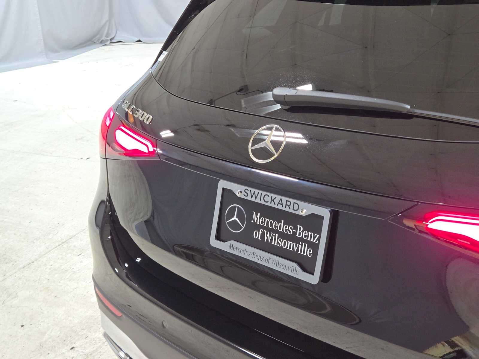 2027 Mercedes-Benz GLC 300 4MATIC® SUV