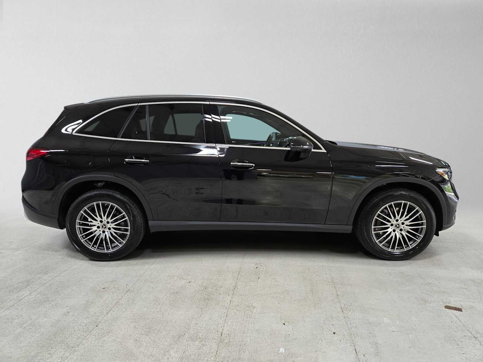 2027 Mercedes-Benz GLC 300 4MATIC® SUV