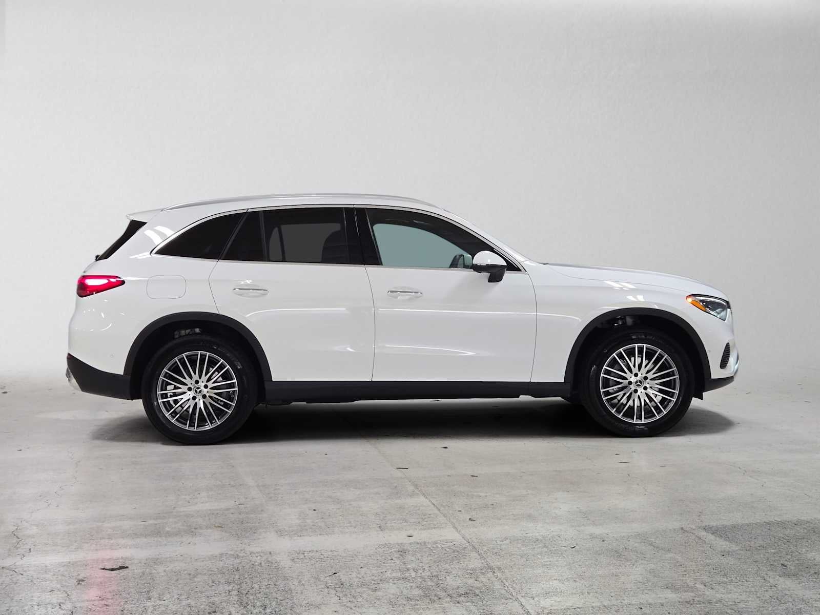 2027 Mercedes-Benz GLC 300 4MATIC® SUV