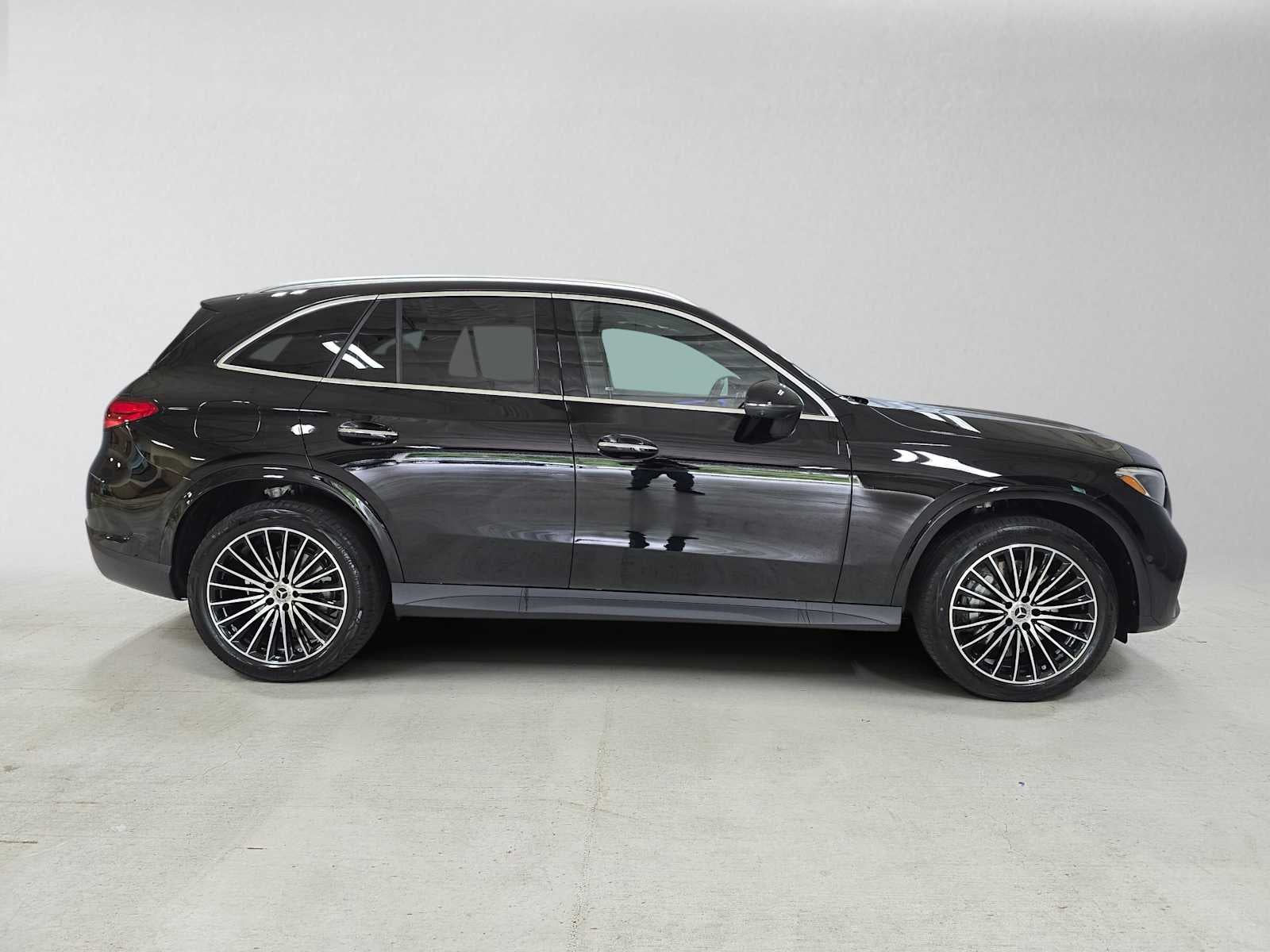 2027 Mercedes-Benz GLC 300 4MATIC® SUV