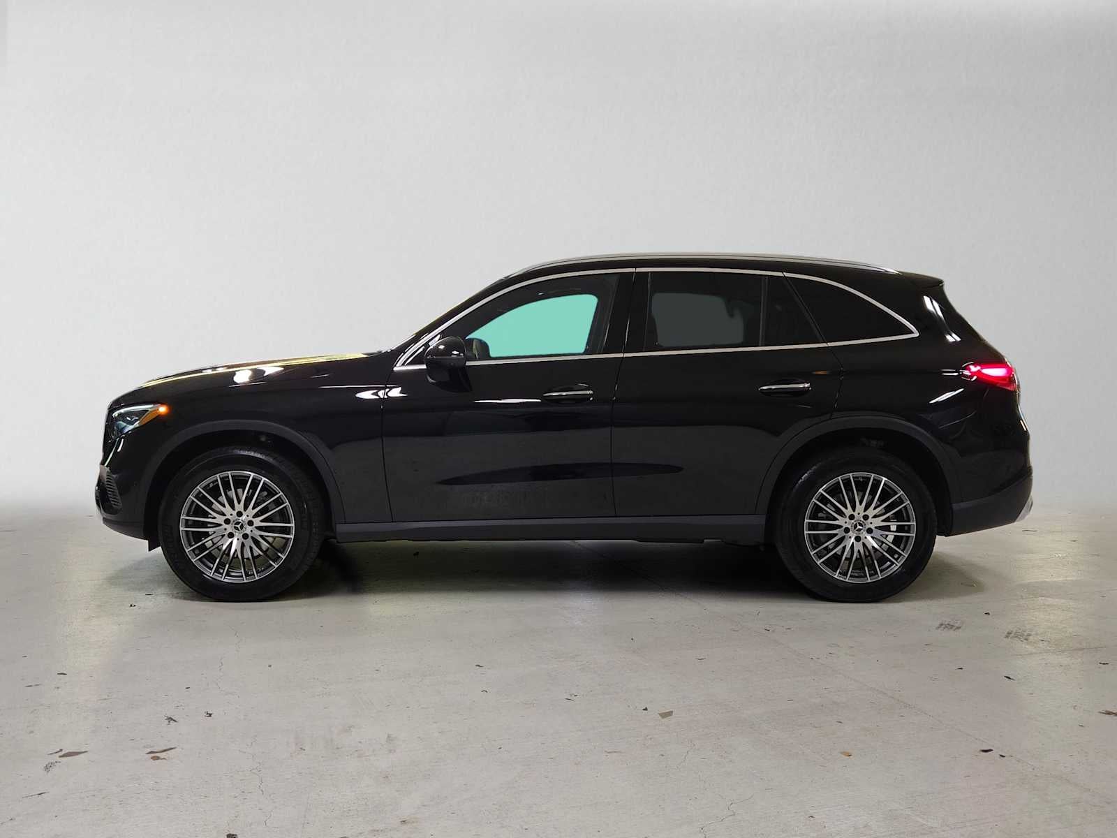 2027 Mercedes-Benz GLC 300 4MATIC® SUV