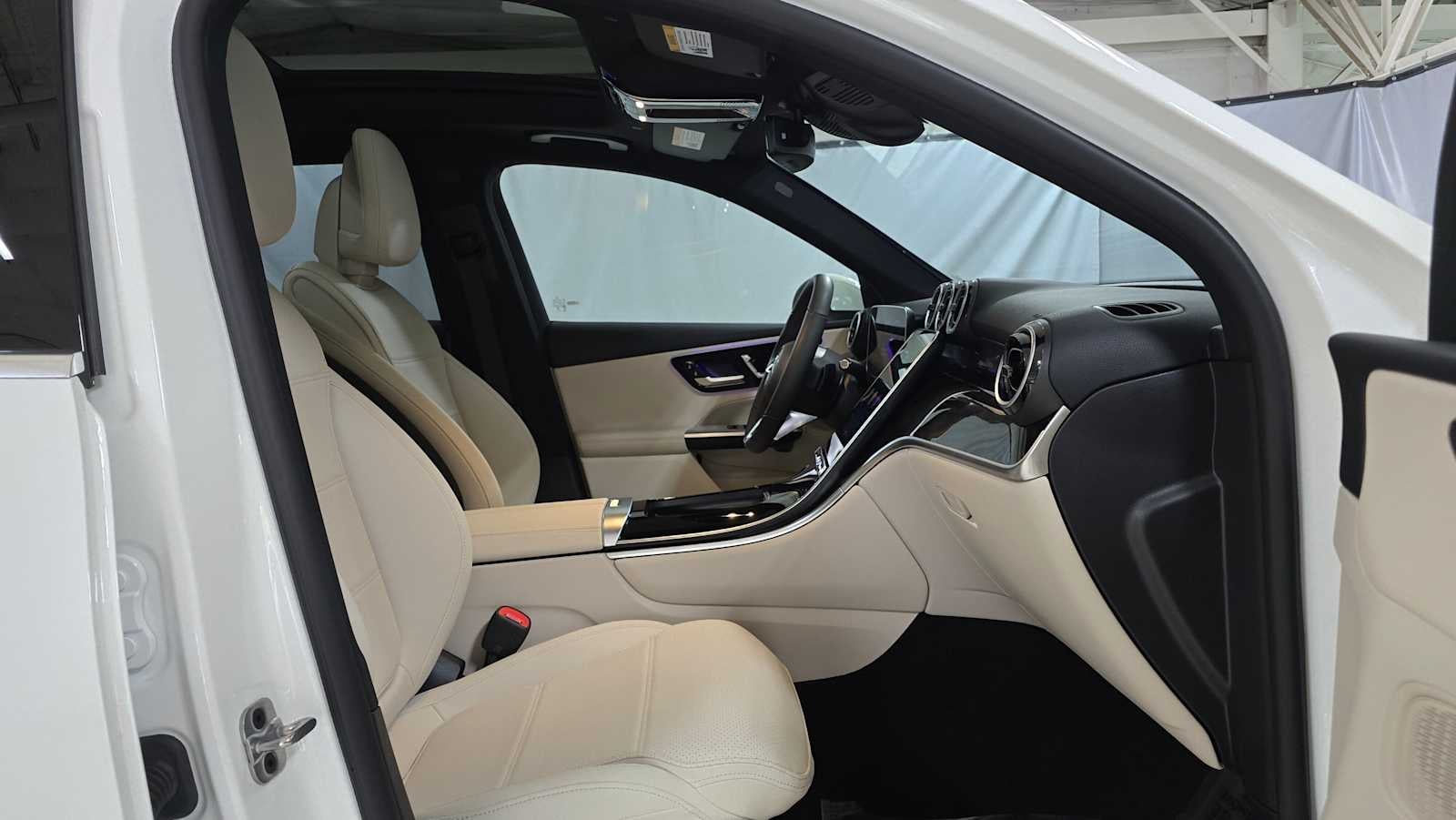 2025 Mercedes-Benz GLC GLC 300