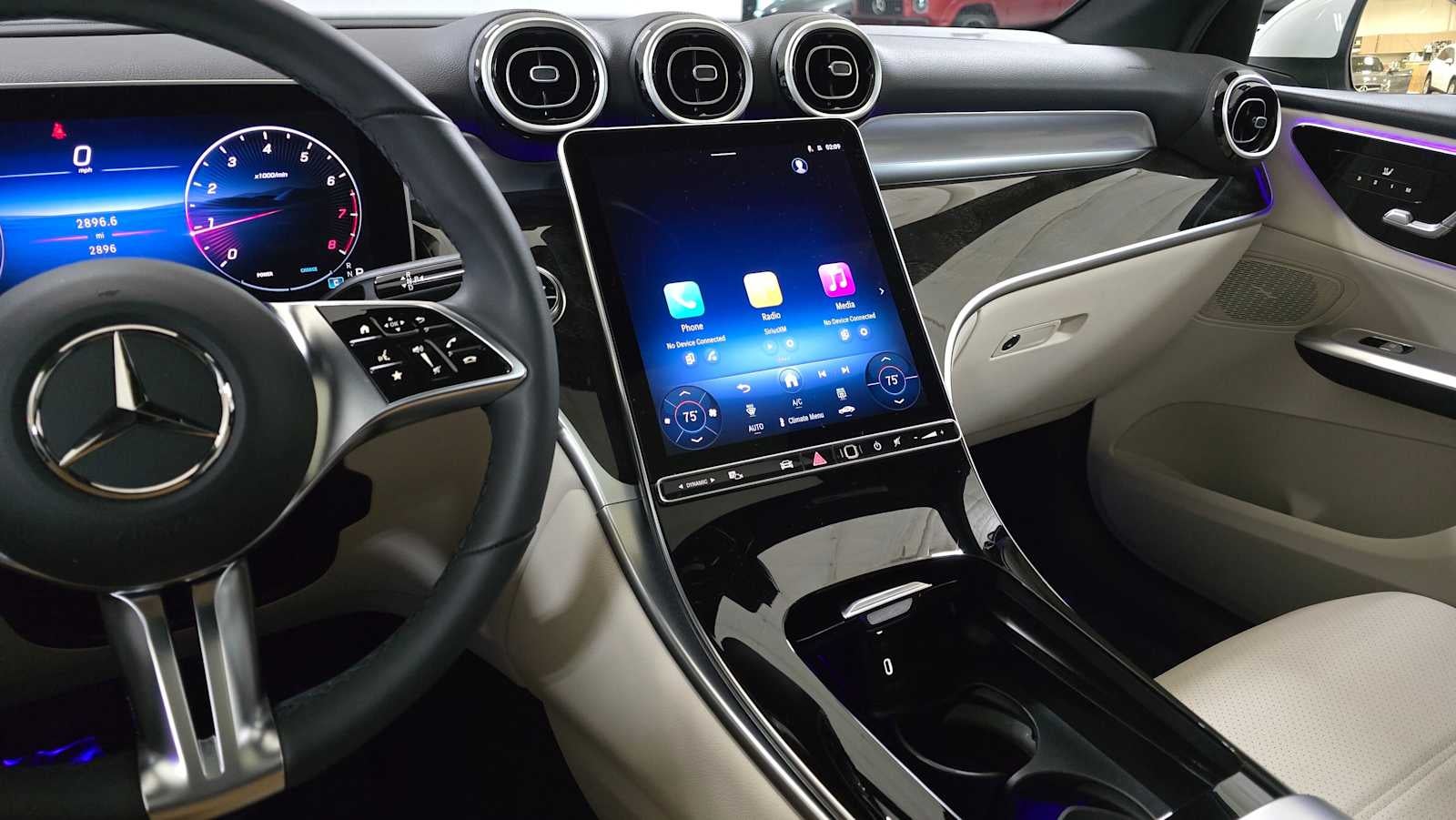 2025 Mercedes-Benz GLC GLC 300