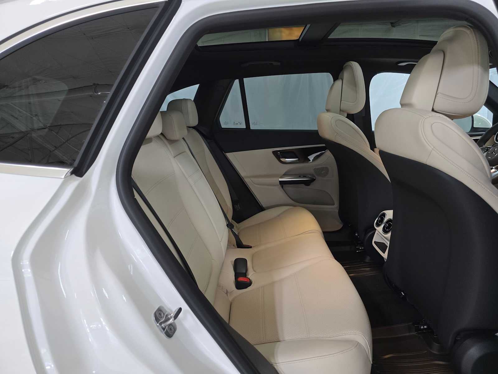2027 Mercedes-Benz GLC 300 4MATIC® SUV