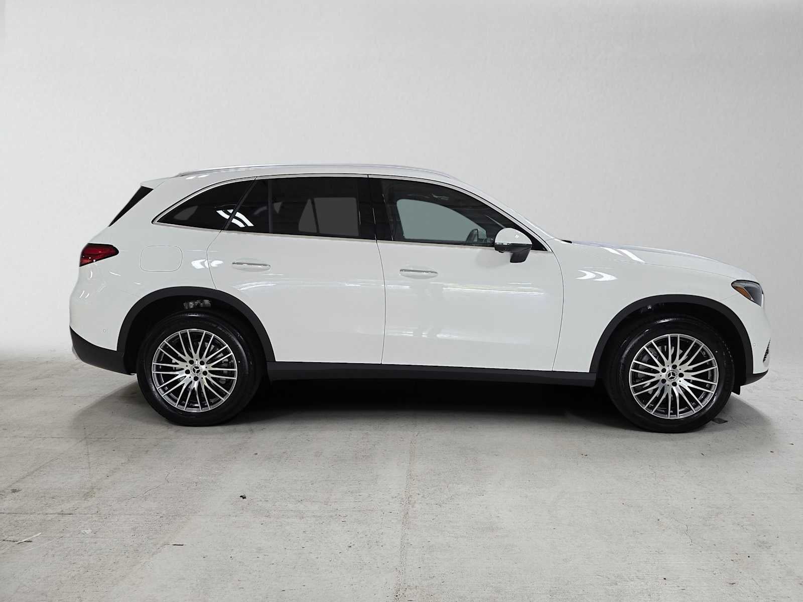 2027 Mercedes-Benz GLC 300 4MATIC® SUV