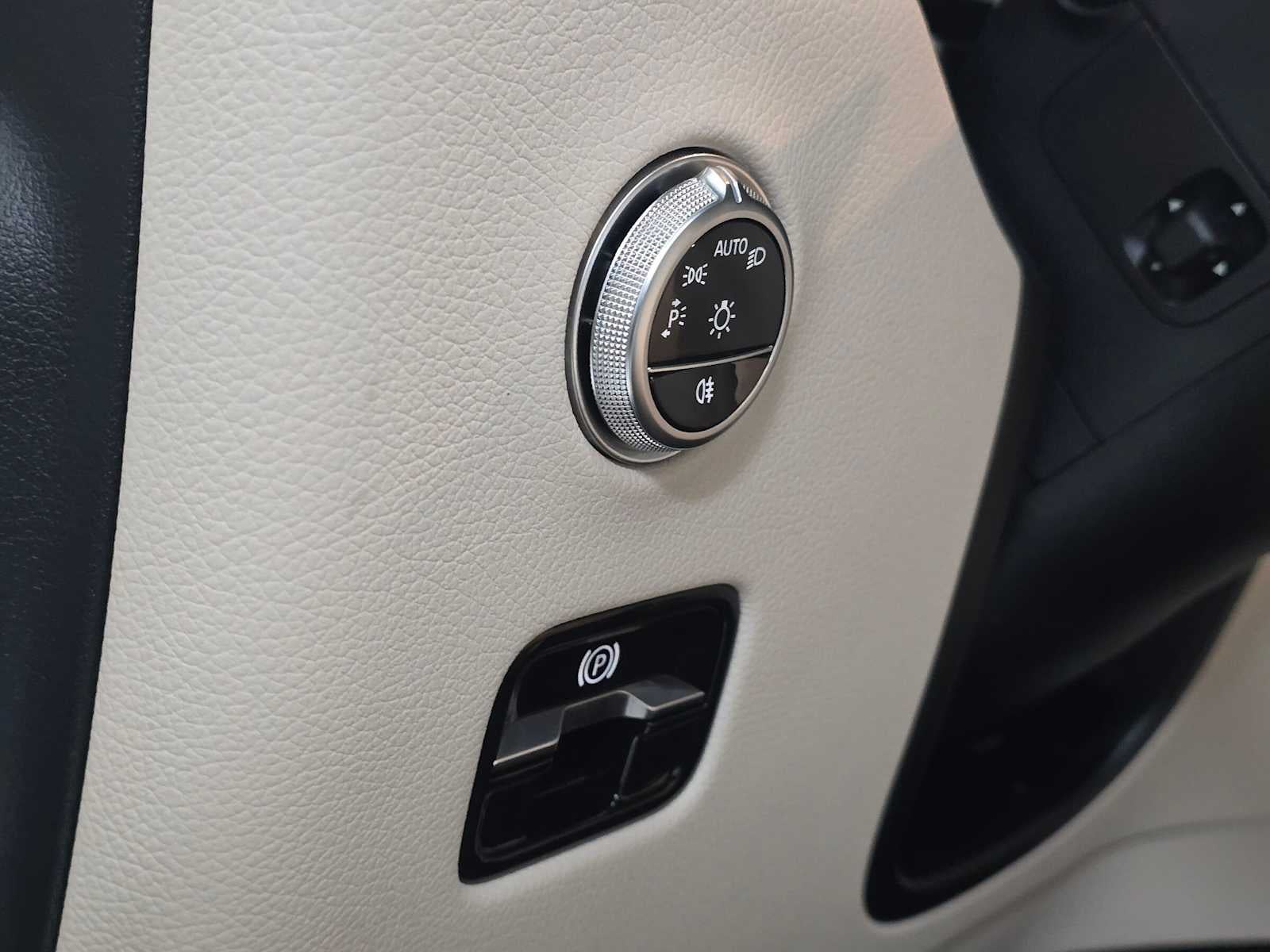 2027 Mercedes-Benz GLC 300 4MATIC® SUV
